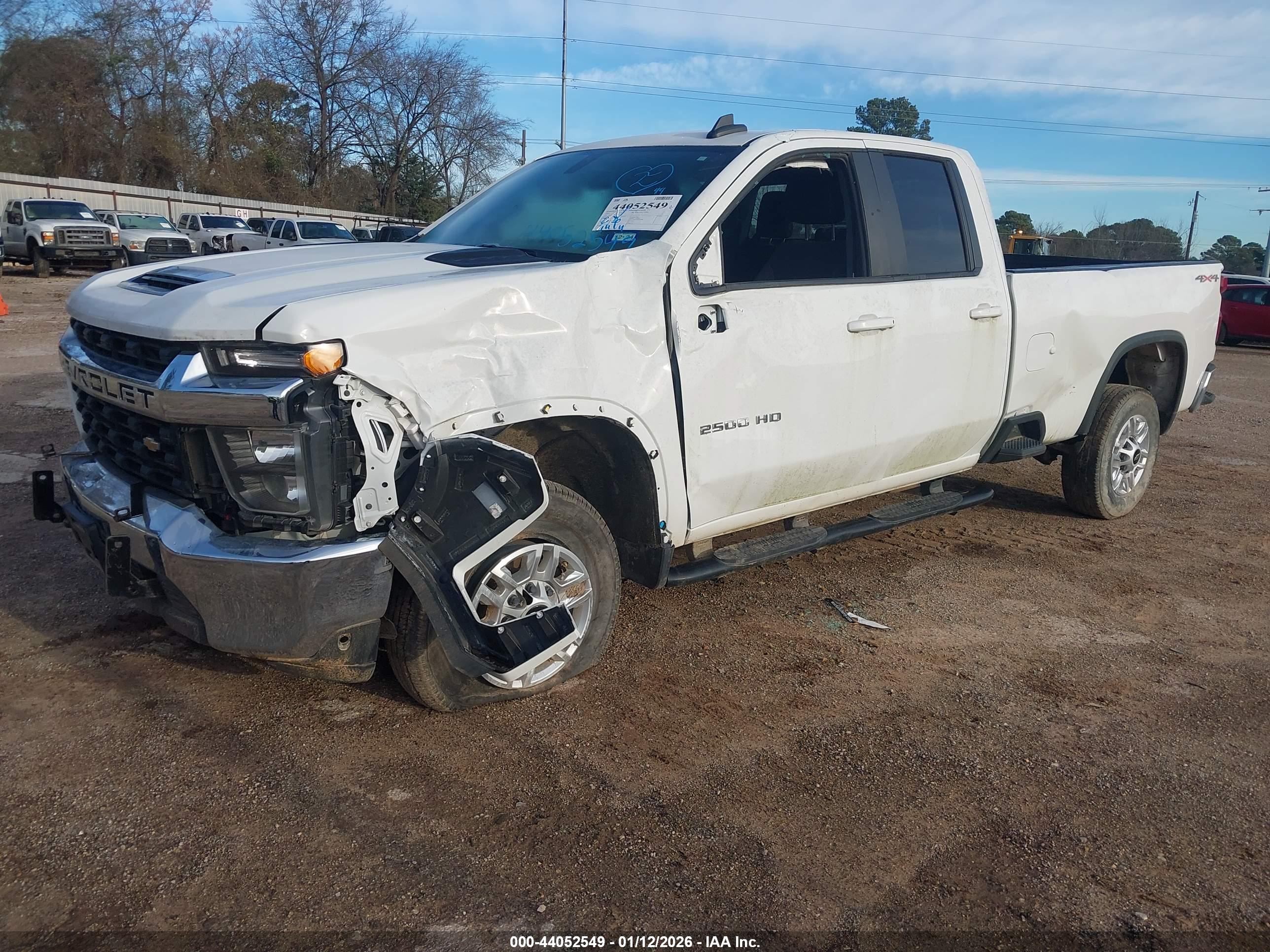 CHEVROLET SILVERADO image 2