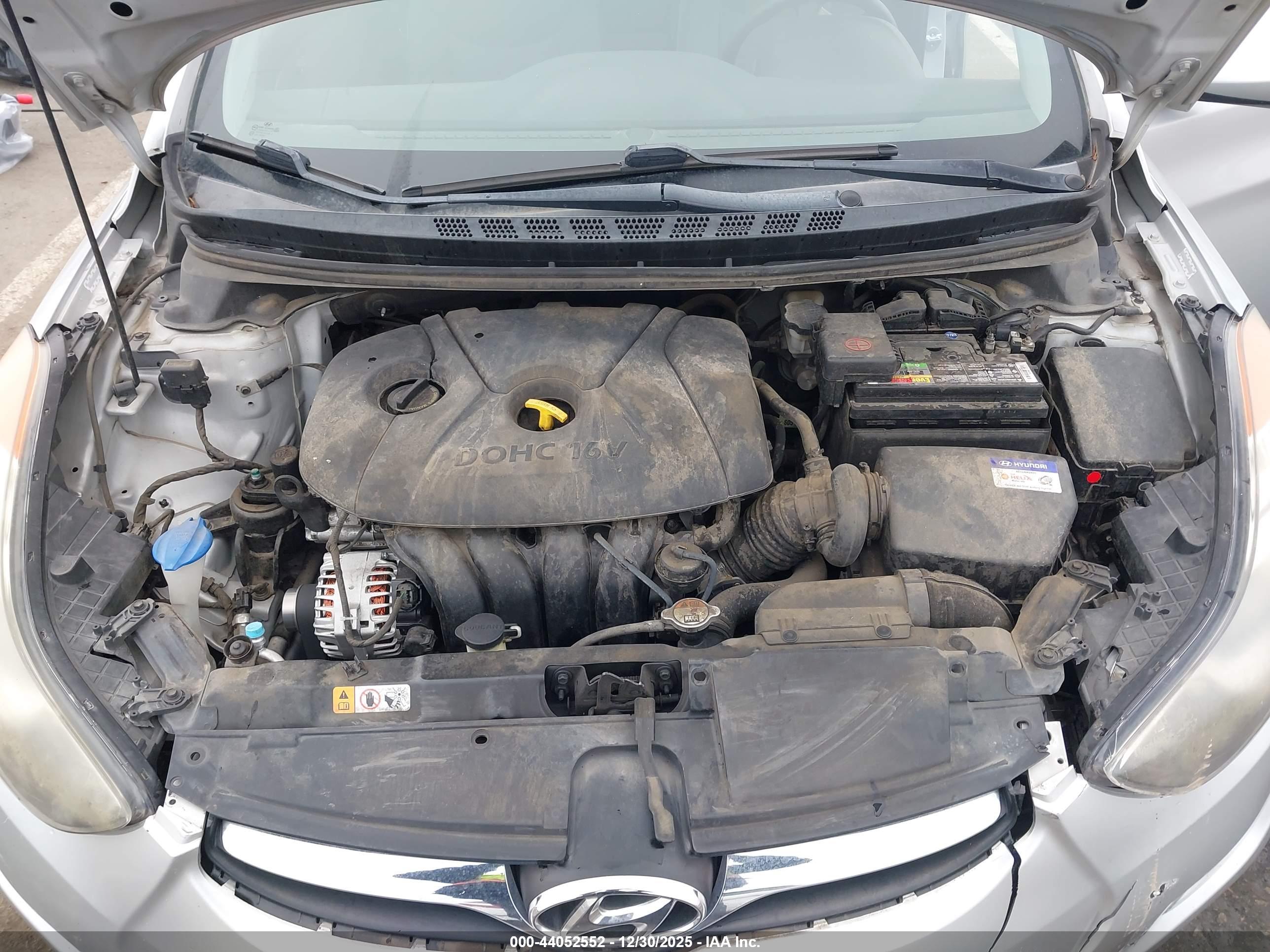HYUNDAI ELANTRA image 10