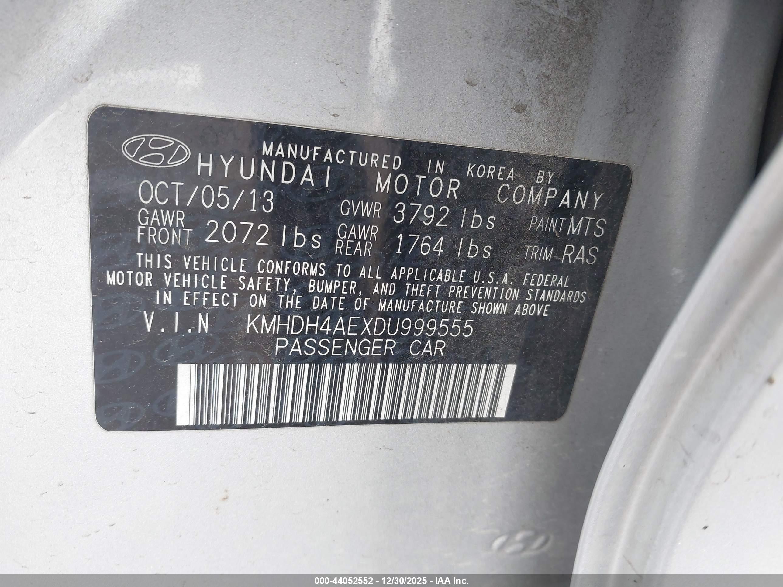 HYUNDAI ELANTRA image 9