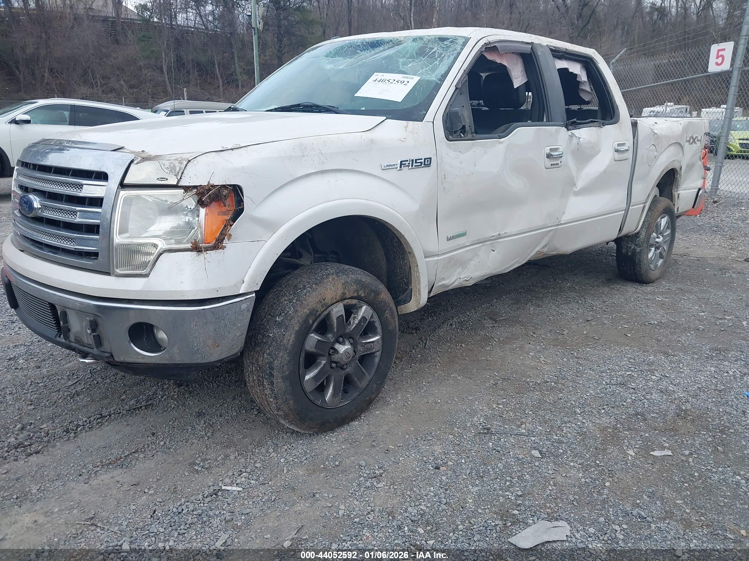 FORD F-150 image 2