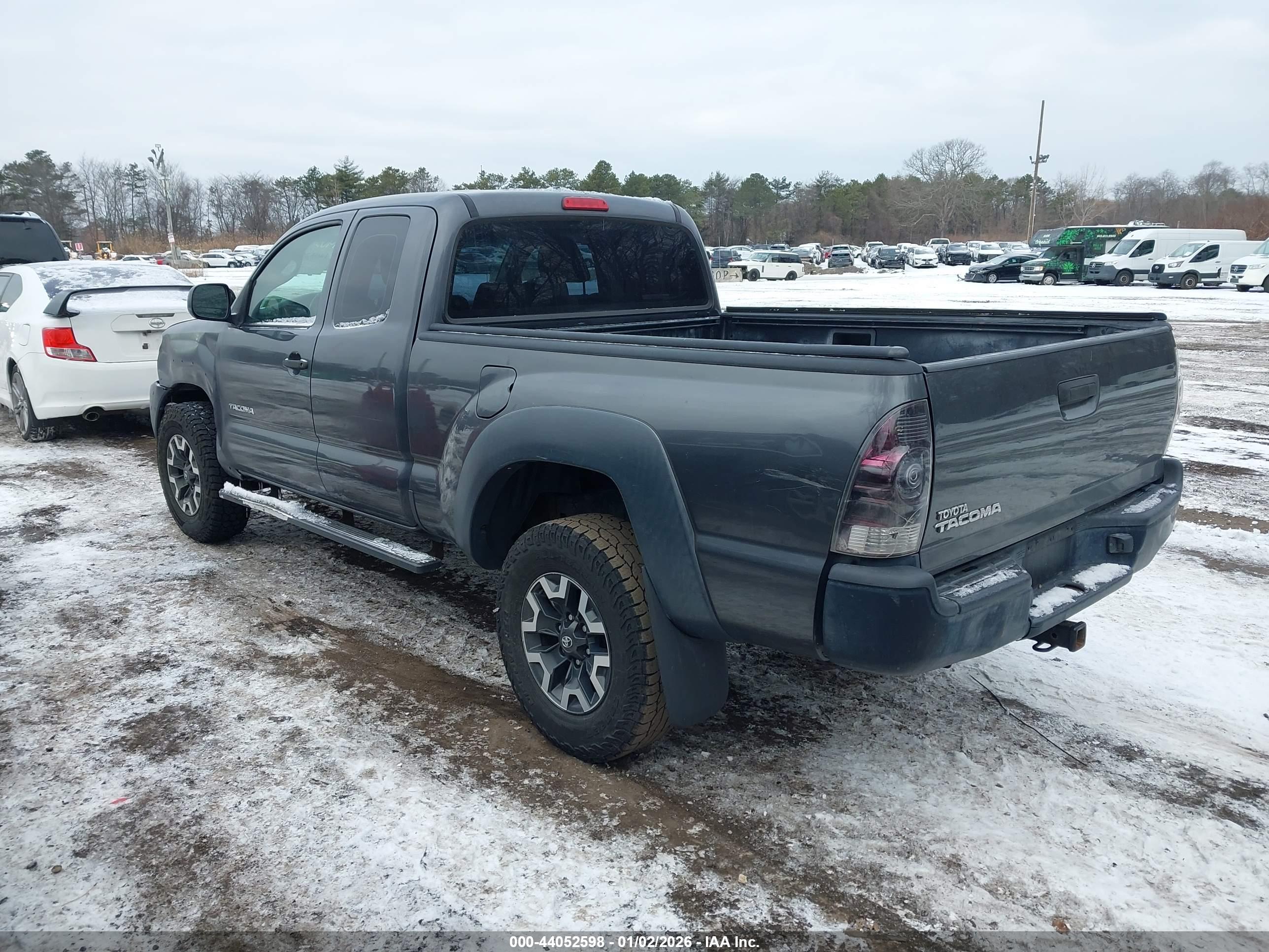 TOYOTA TACOMA image 3