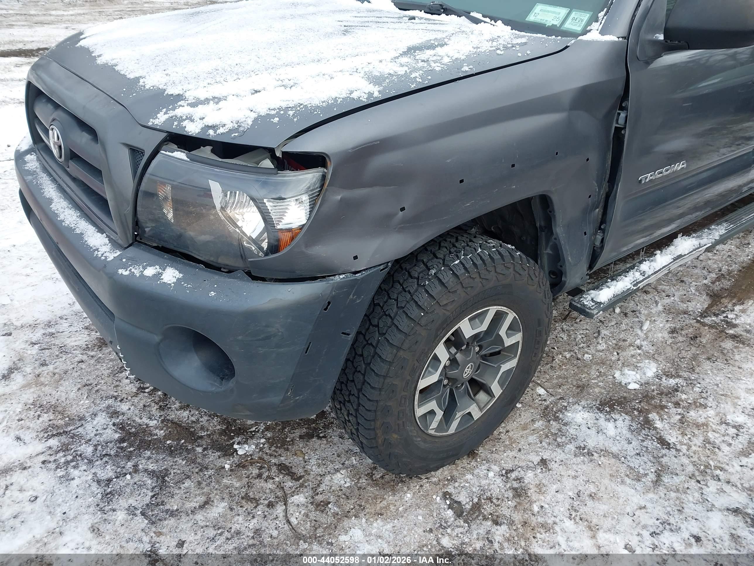 TOYOTA TACOMA image 6