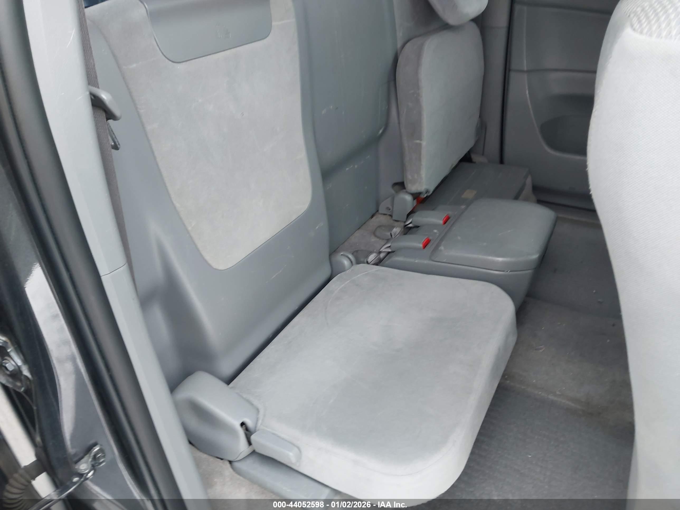 TOYOTA TACOMA image 8