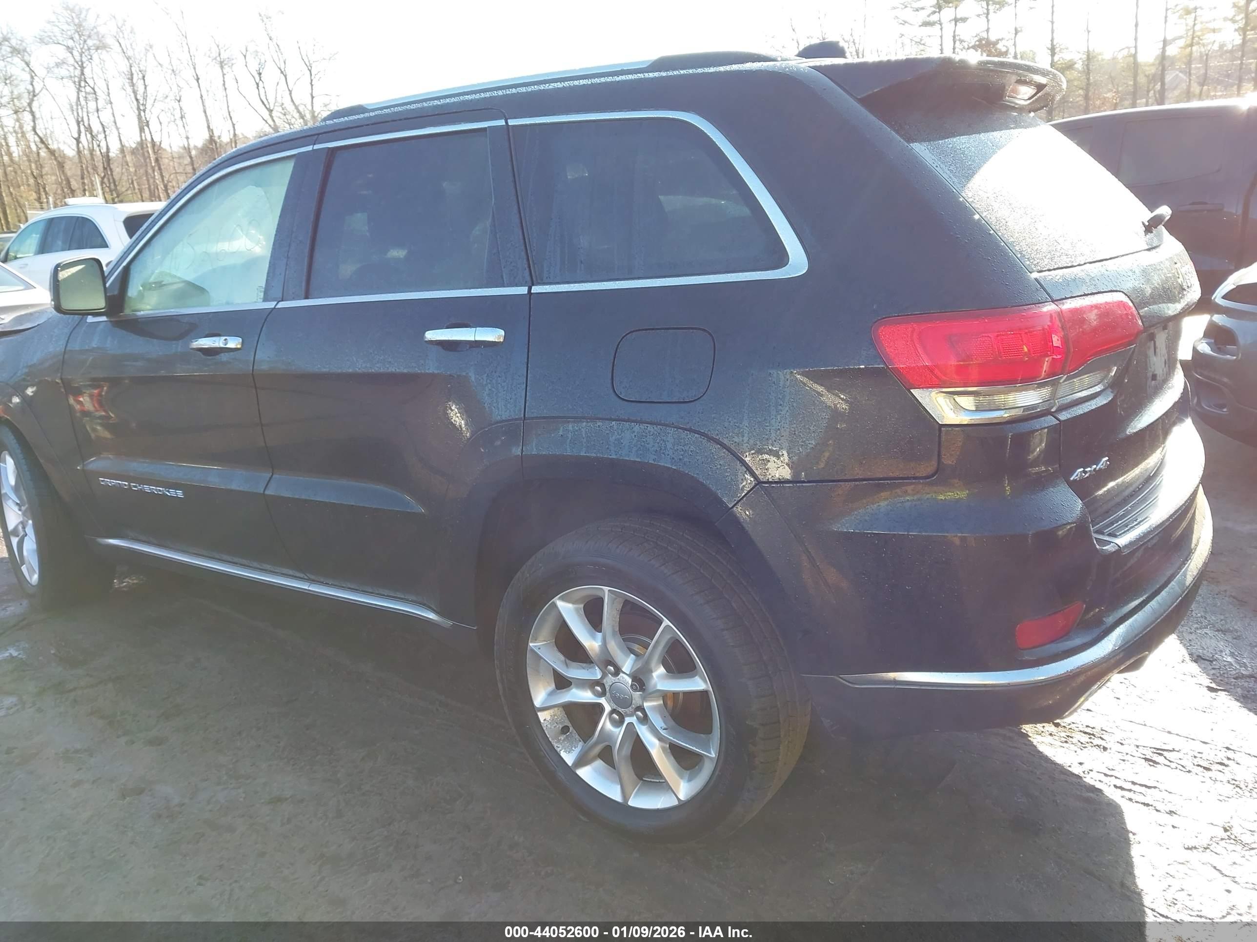 JEEP GRAND image 3