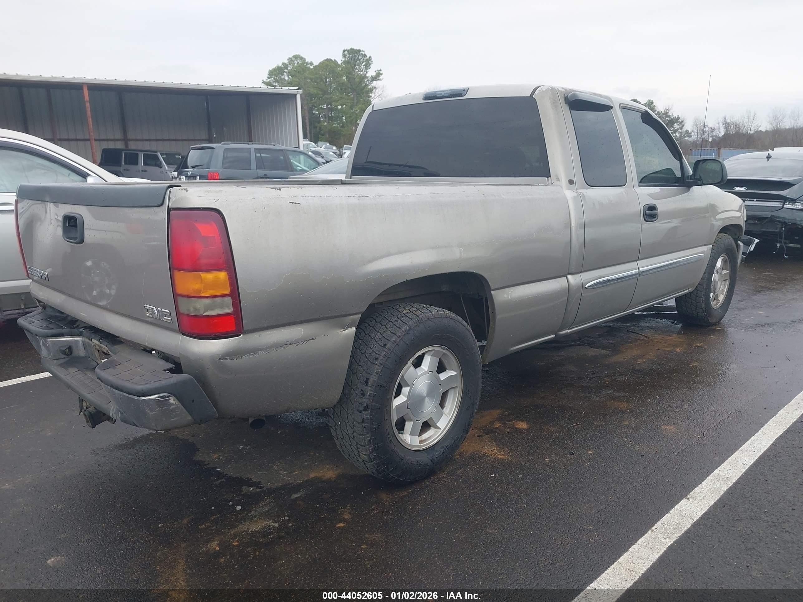 GMC SIERRA image 4