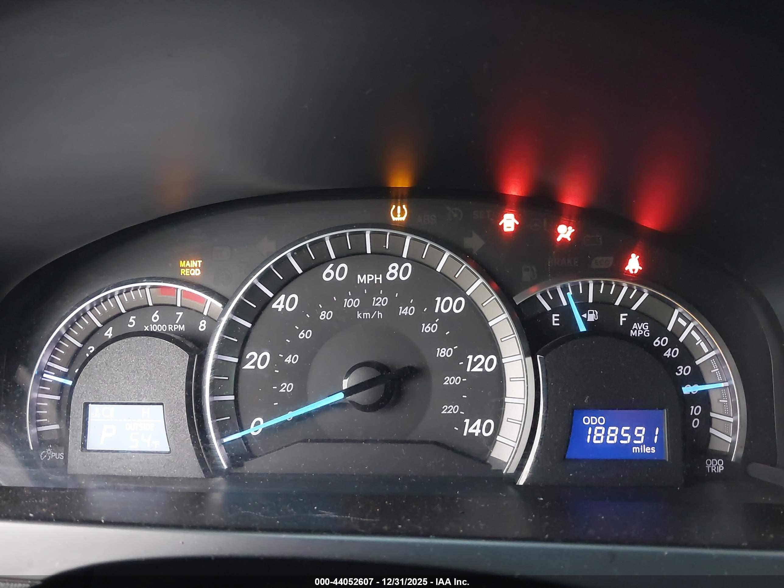 TOYOTA CAMRY image 7