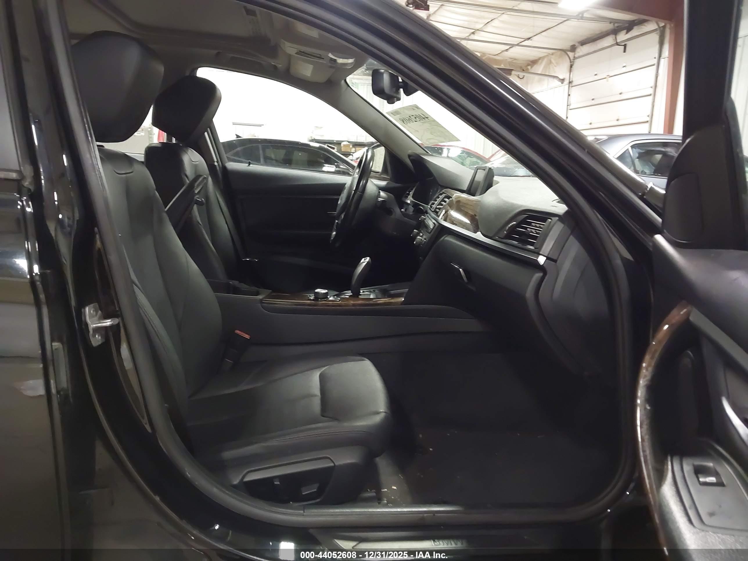 BMW 328I image 5