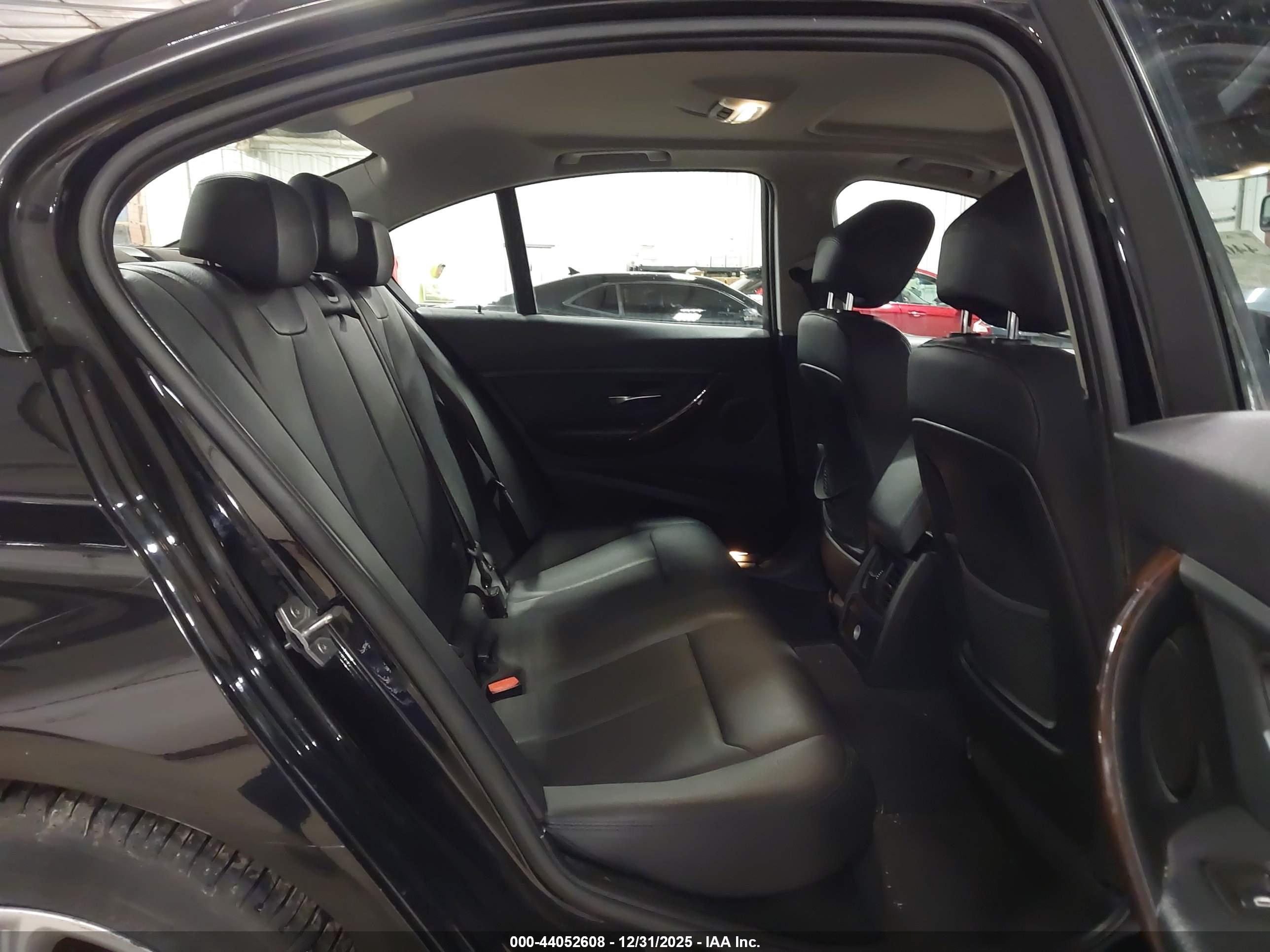 BMW 328I image 8