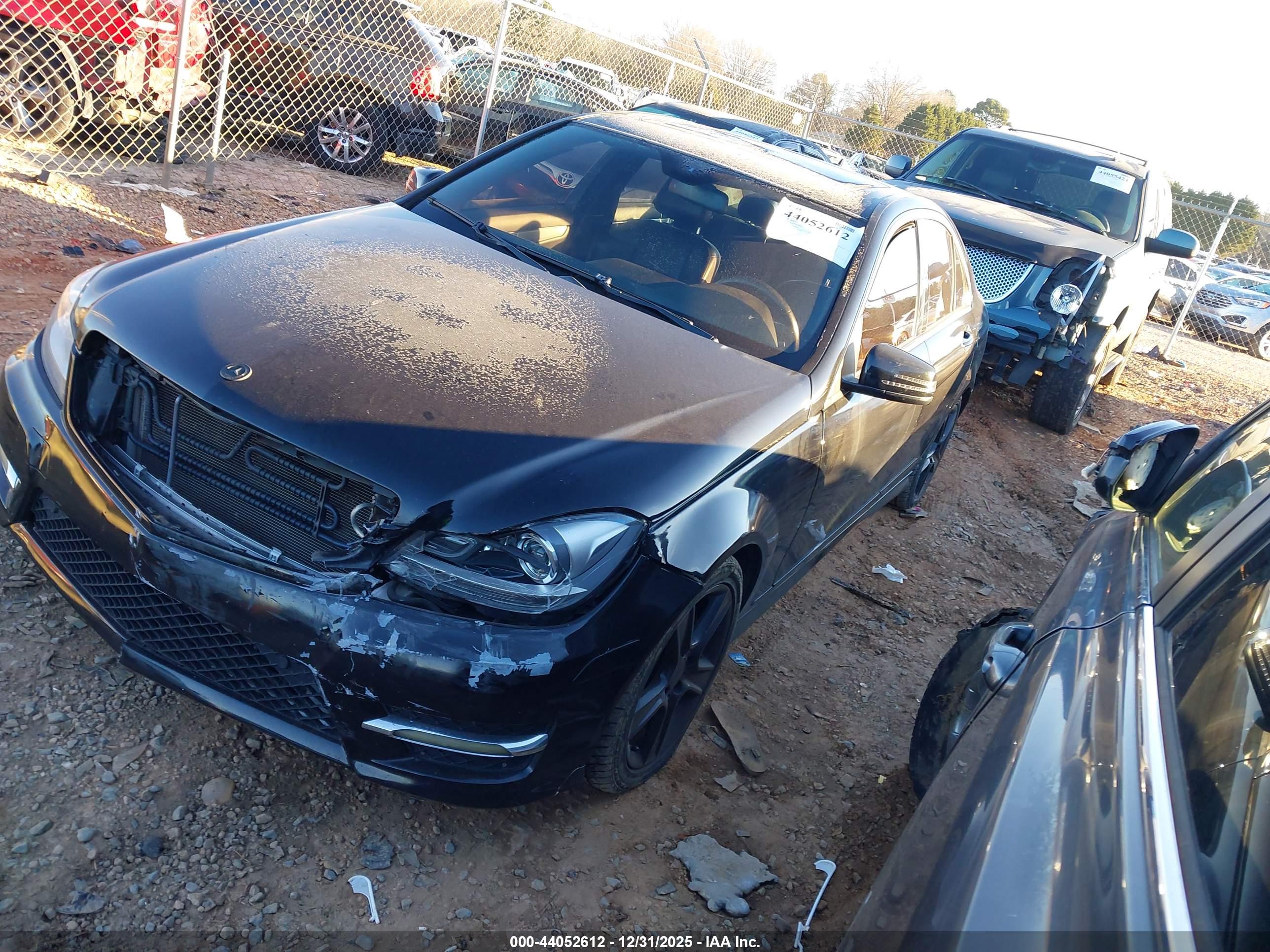 MERCEDES-BENZ C image 2