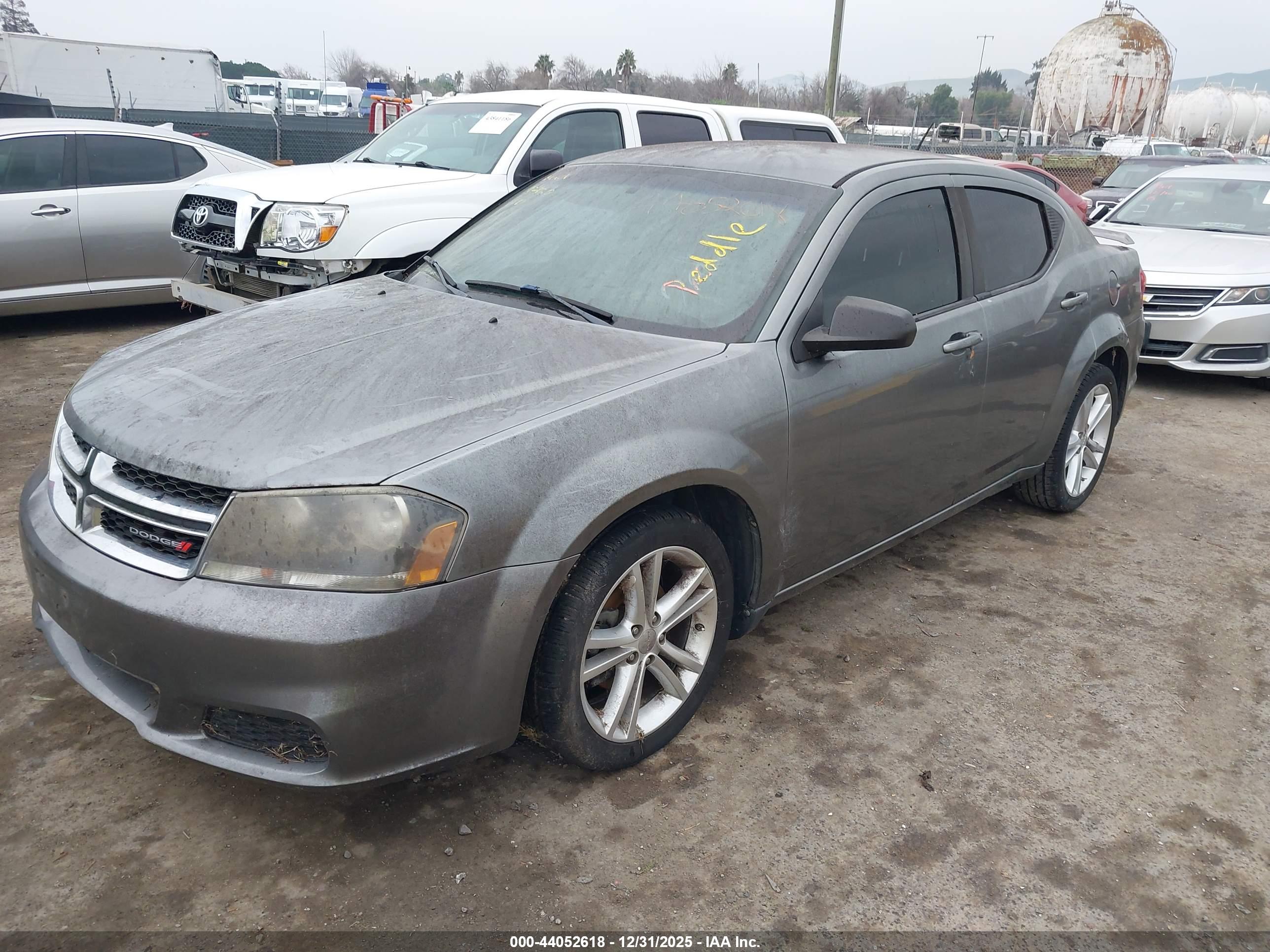 DODGE AVENGER image 6