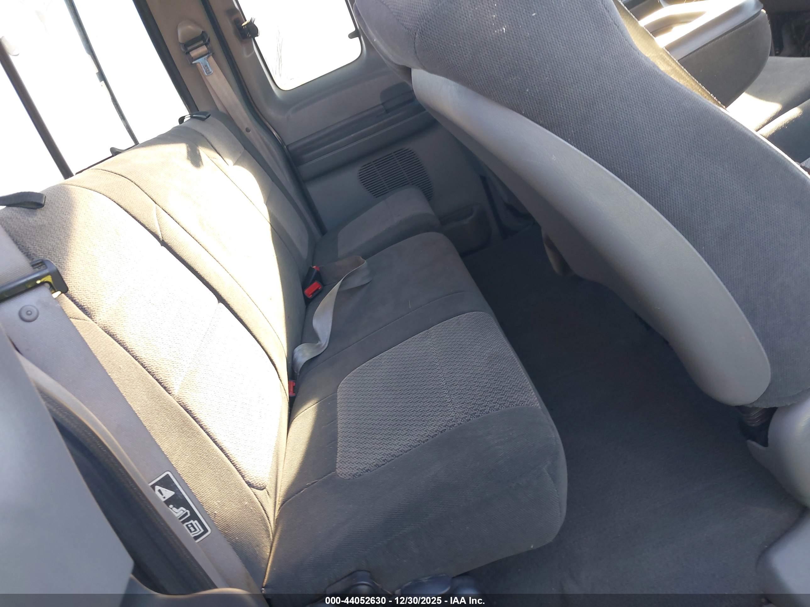 FORD F-250 image 8