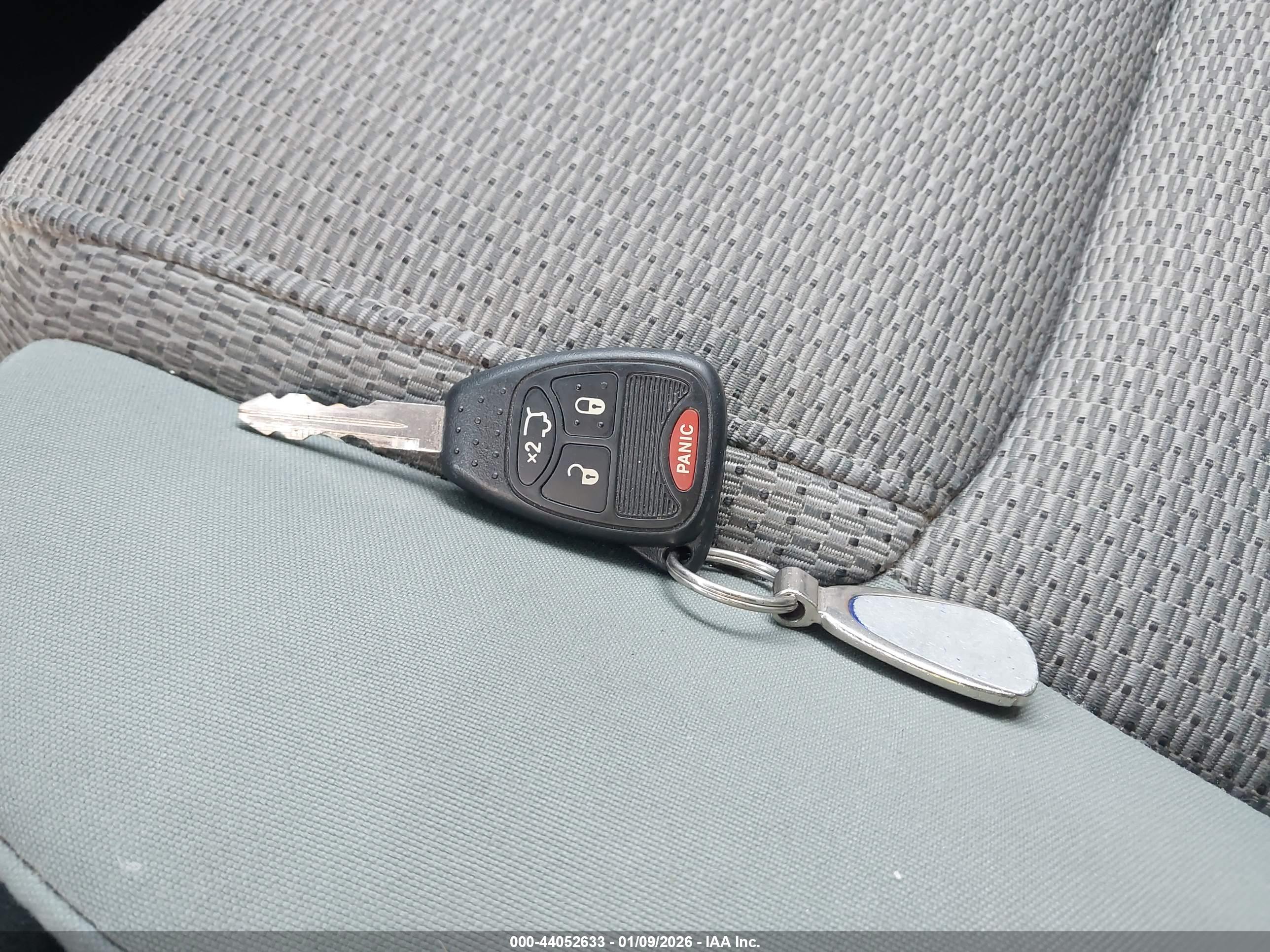 JEEP COMMANDER image 11