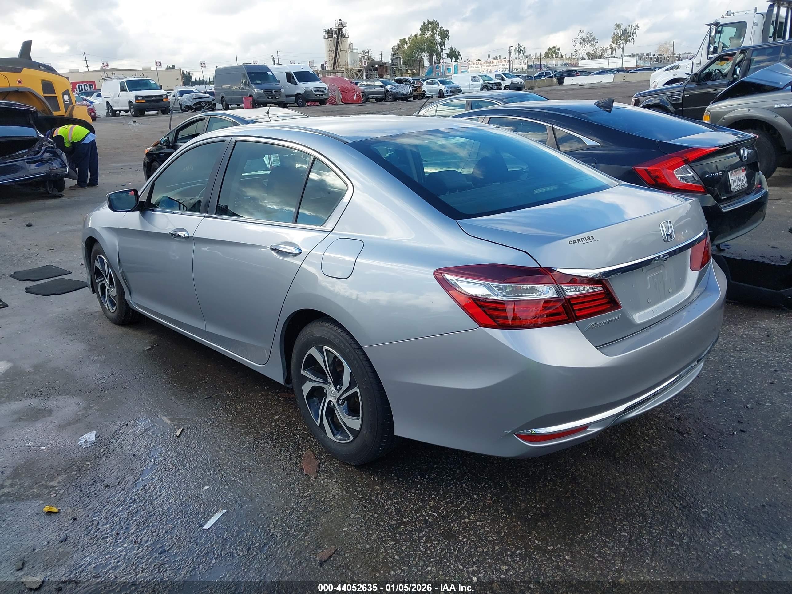 HONDA ACCORD image 3