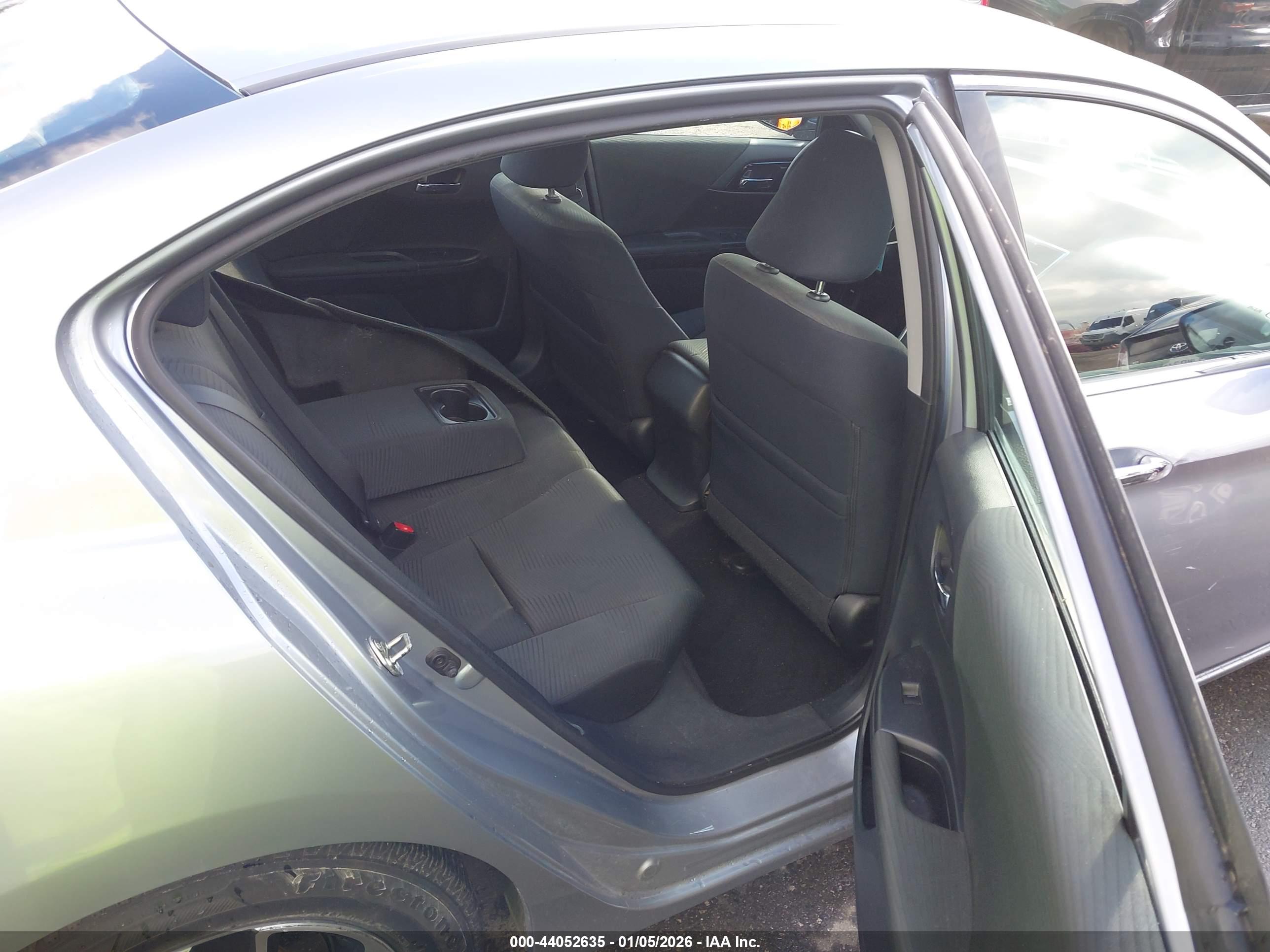 HONDA ACCORD image 8