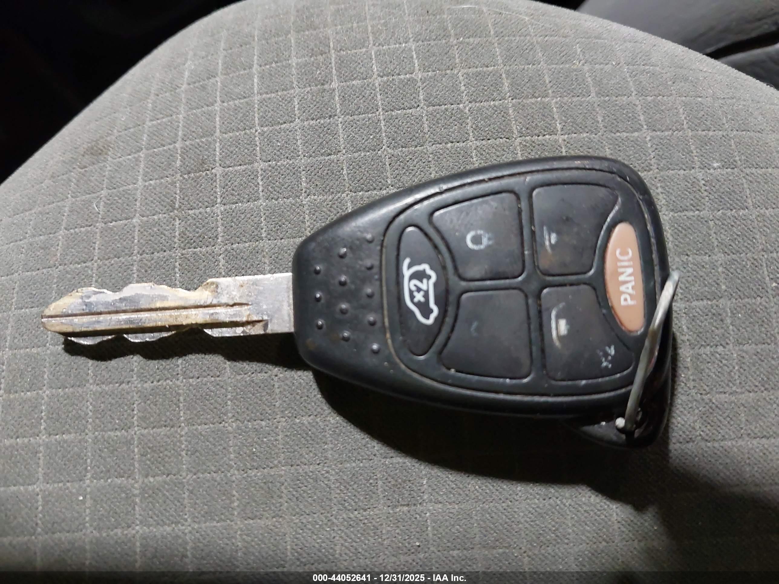 CHRYSLER TOWN image 11