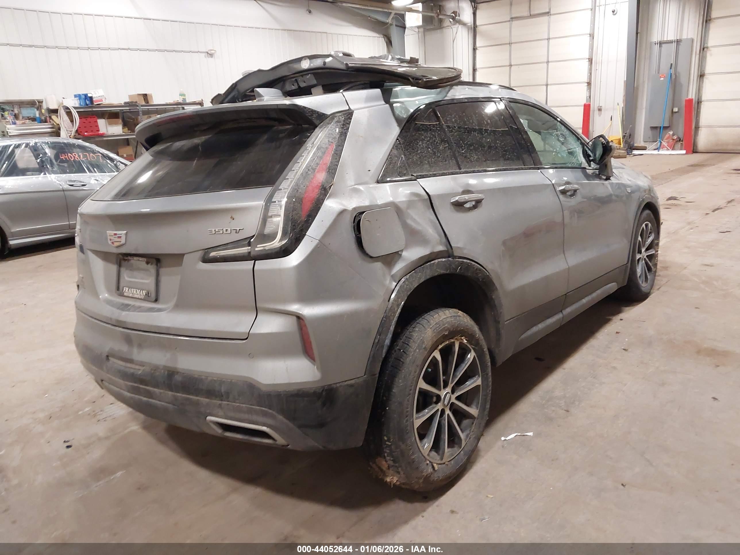 CADILLAC XT4 image 4