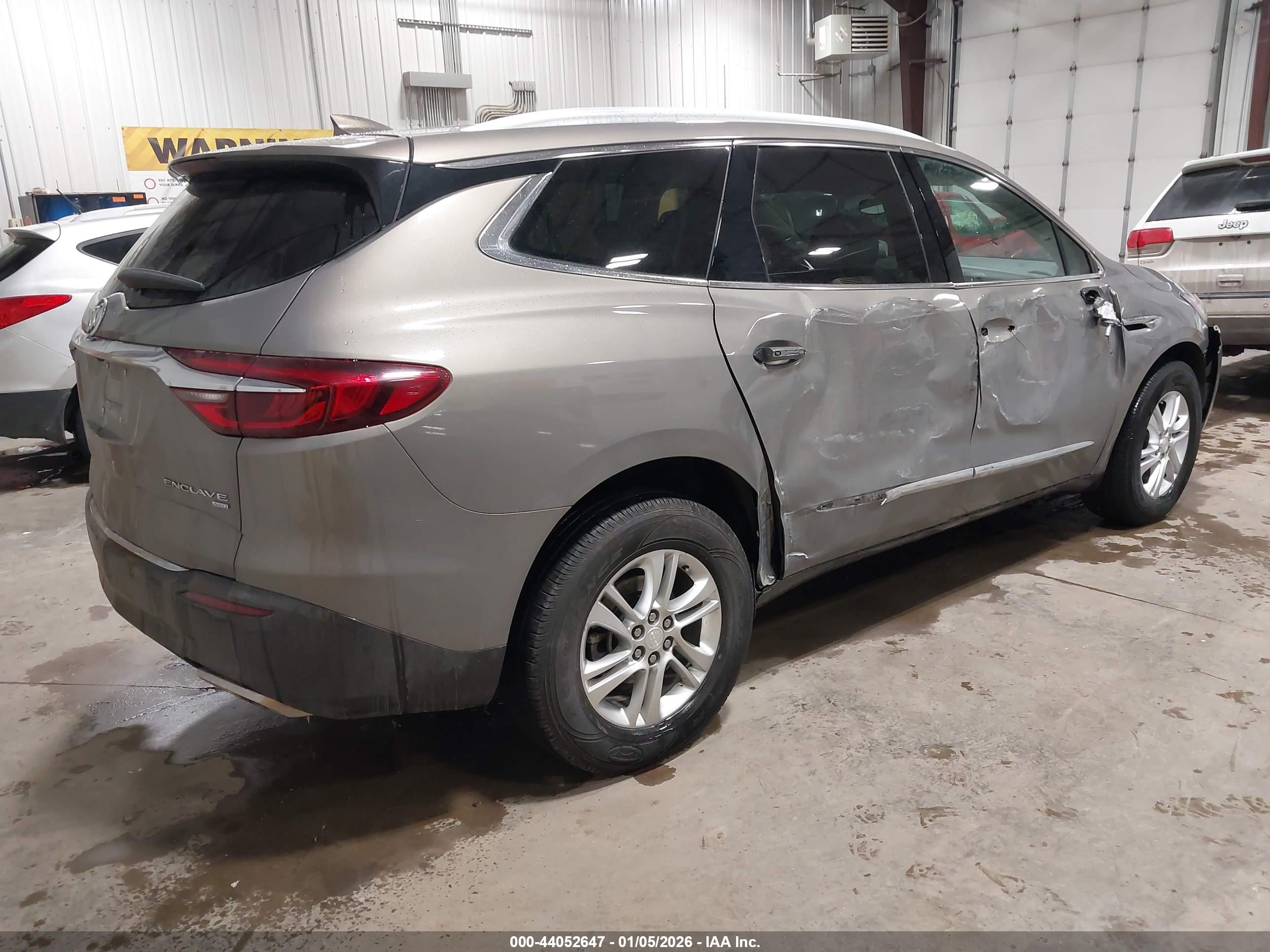 BUICK ENCLAVE image 4