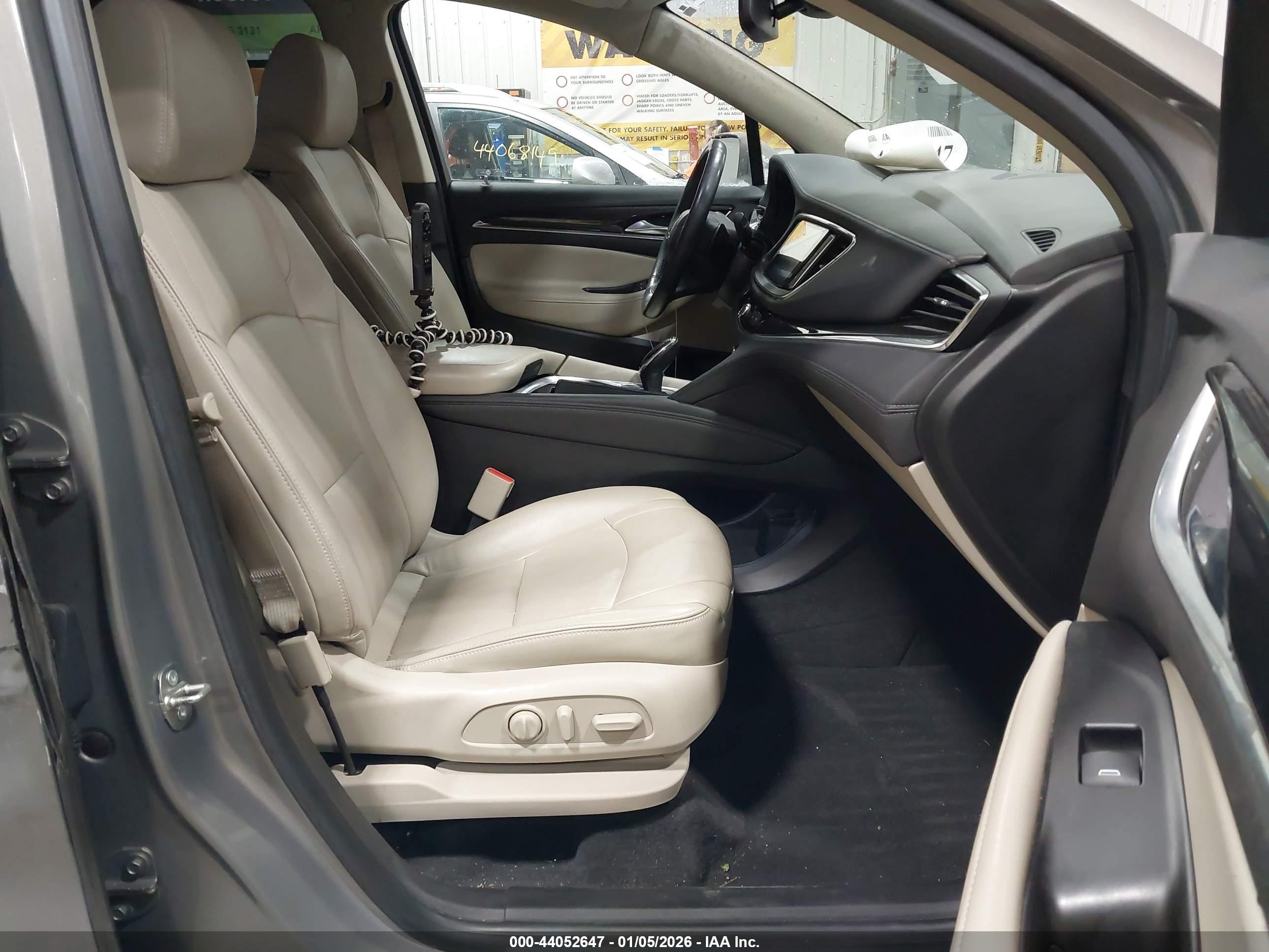 BUICK ENCLAVE image 5