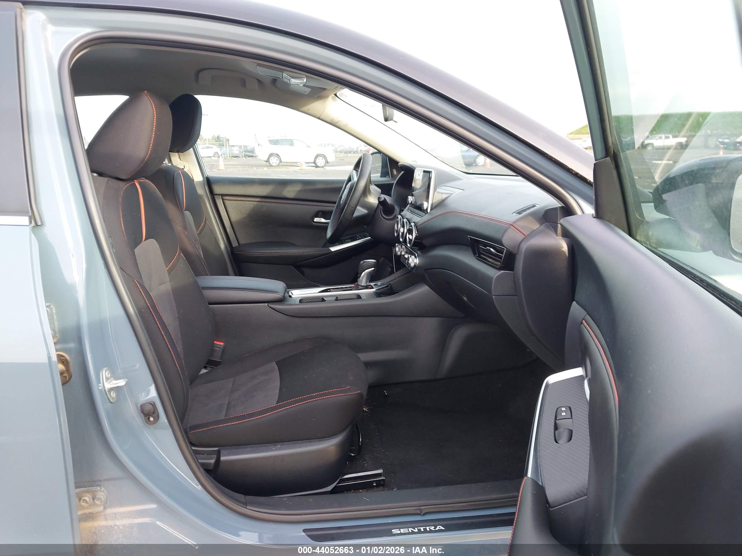 NISSAN SENTRA image 5
