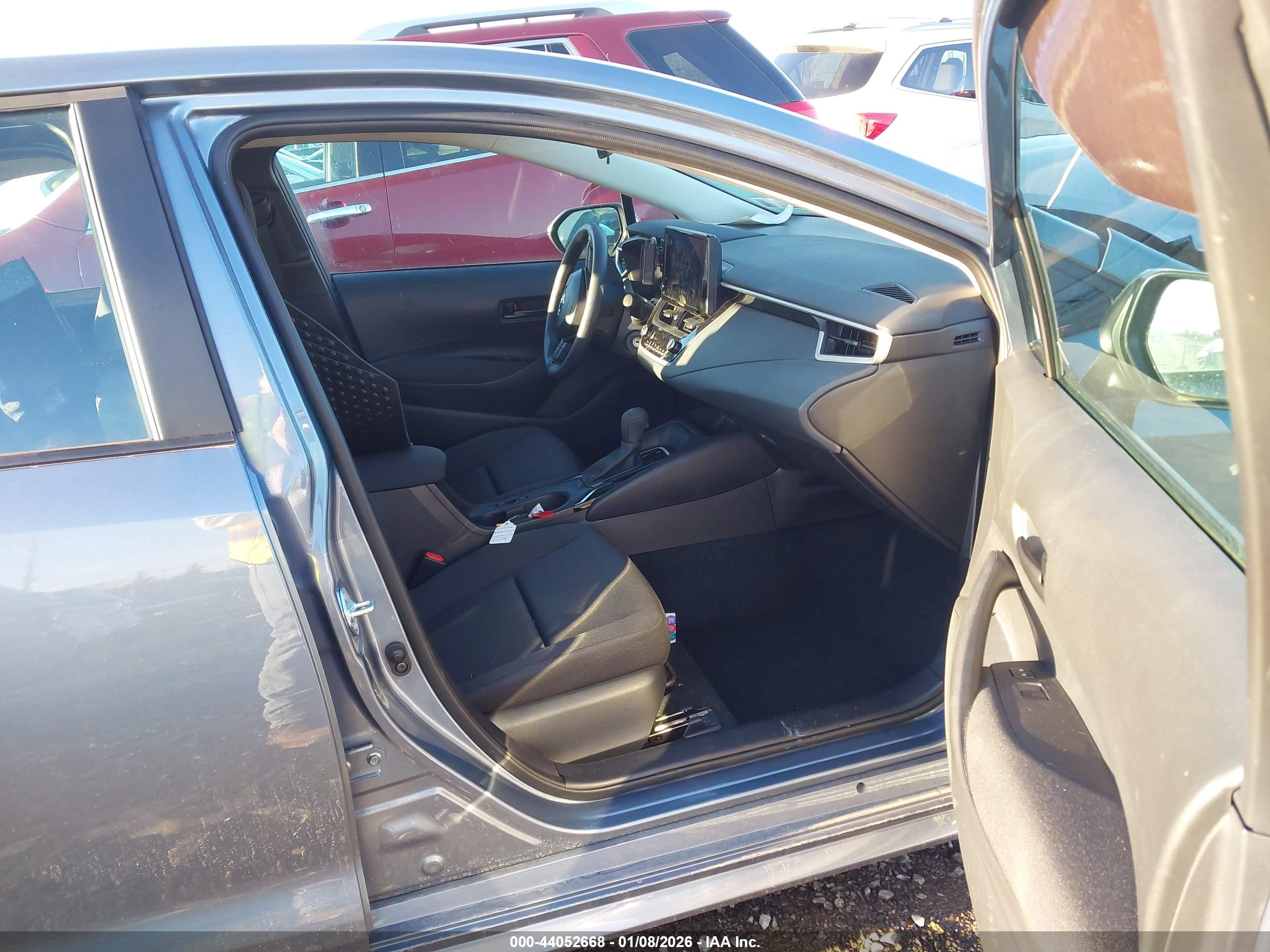 TOYOTA COROLLA image 5