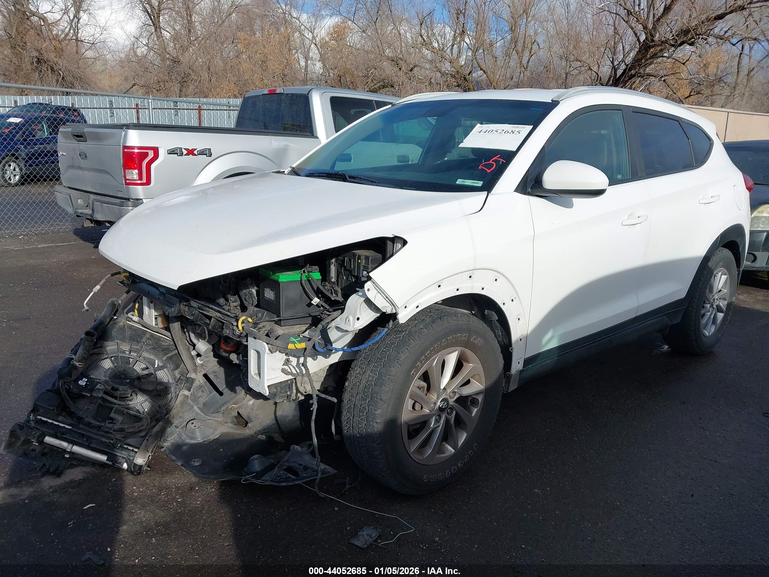 HYUNDAI TUCSON image 2