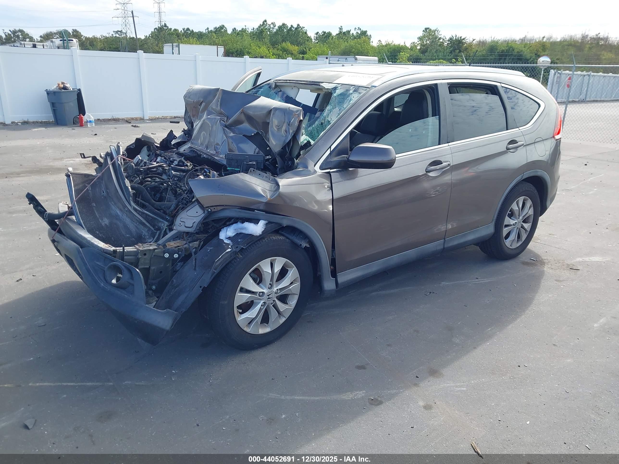 HONDA CR-V image 2