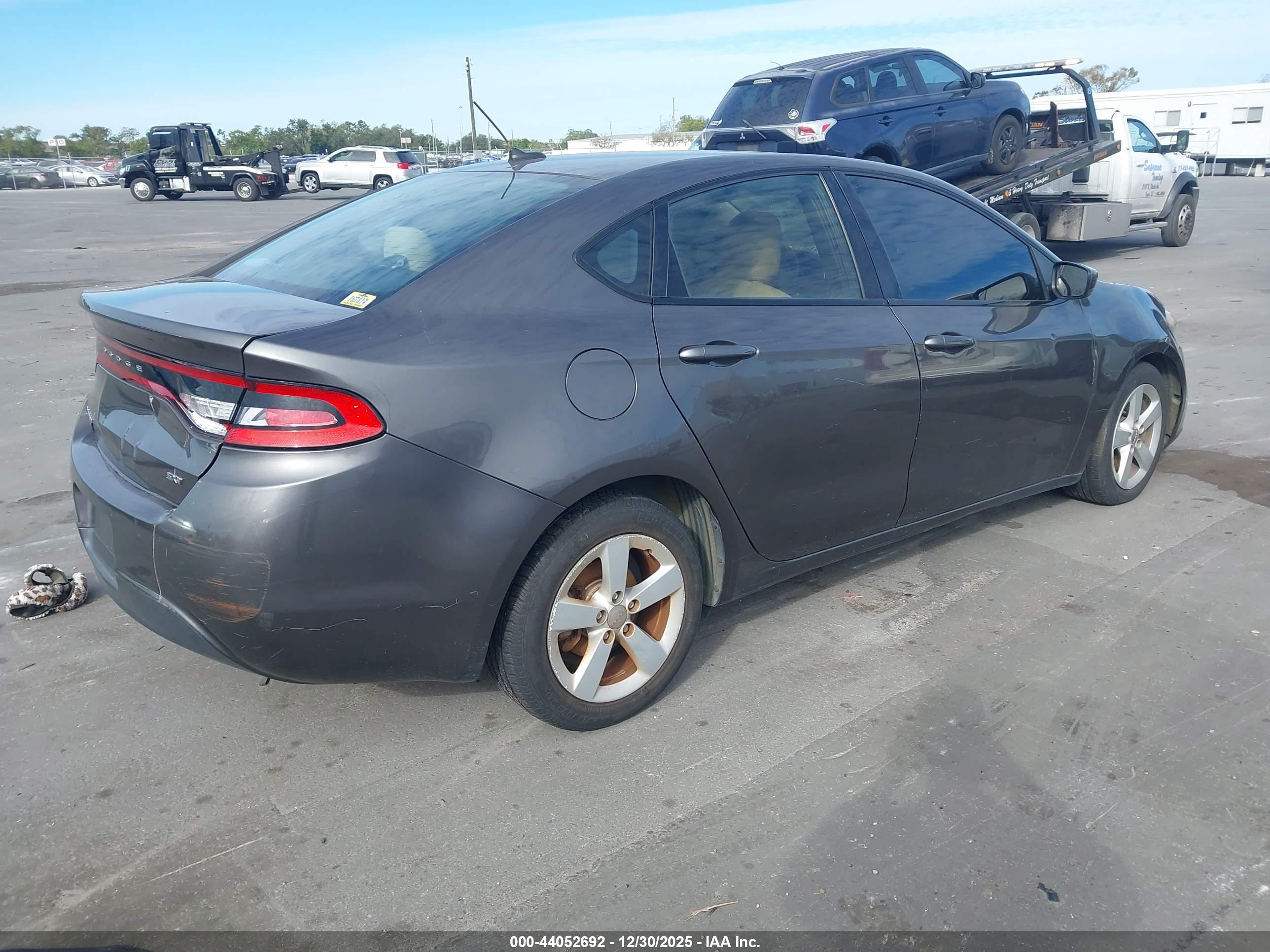 DODGE DART image 4