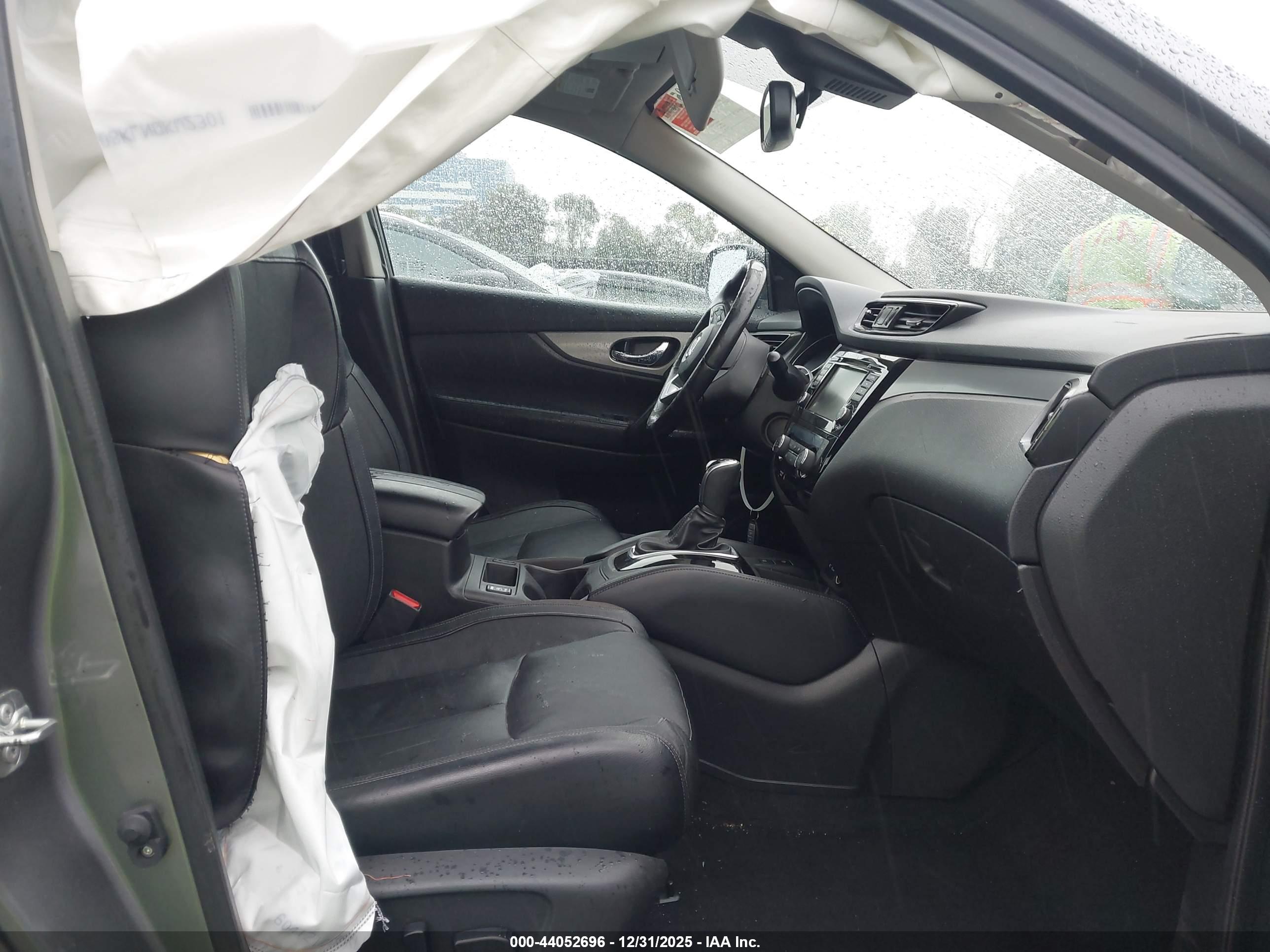 NISSAN ROGUE image 5