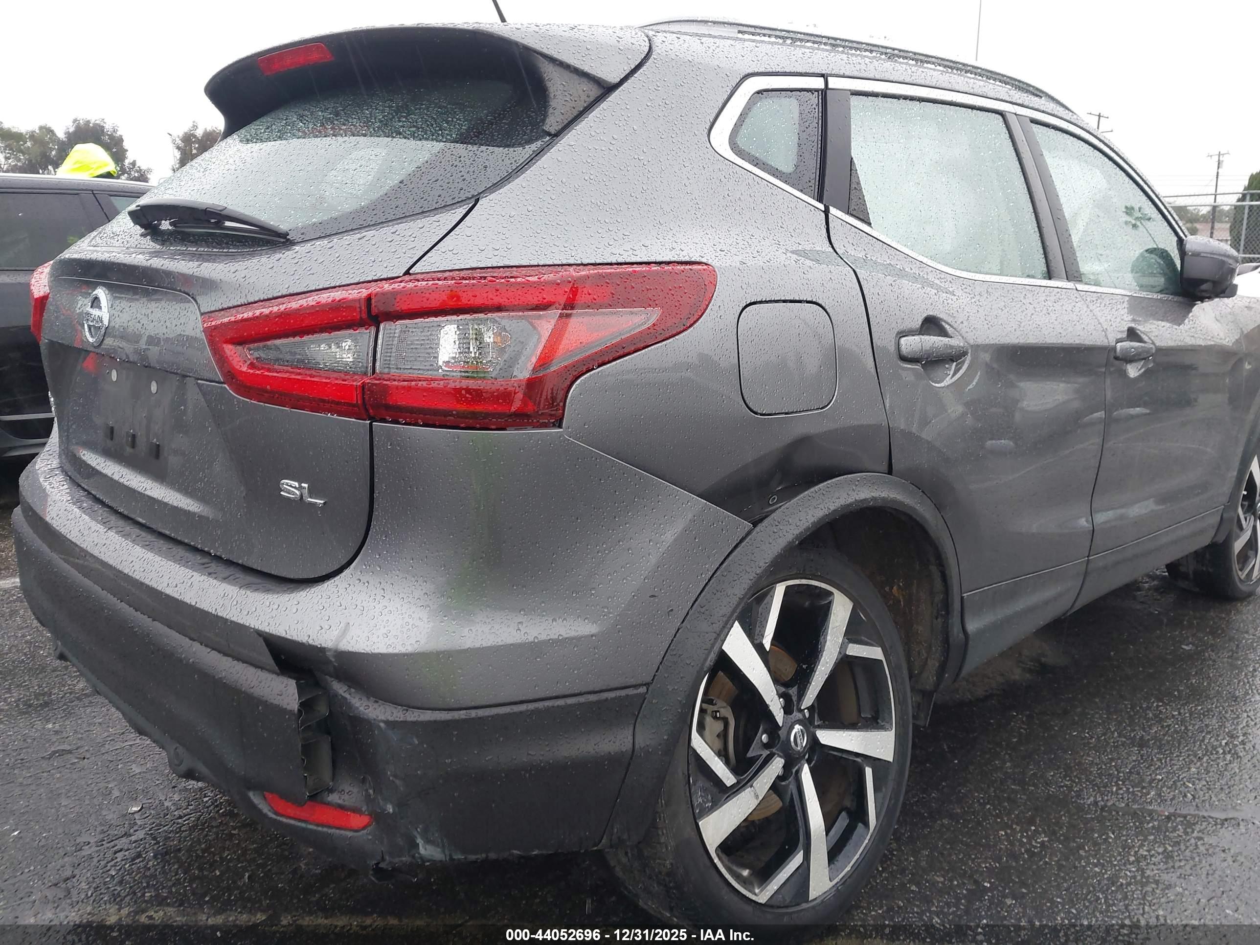 NISSAN ROGUE image 6