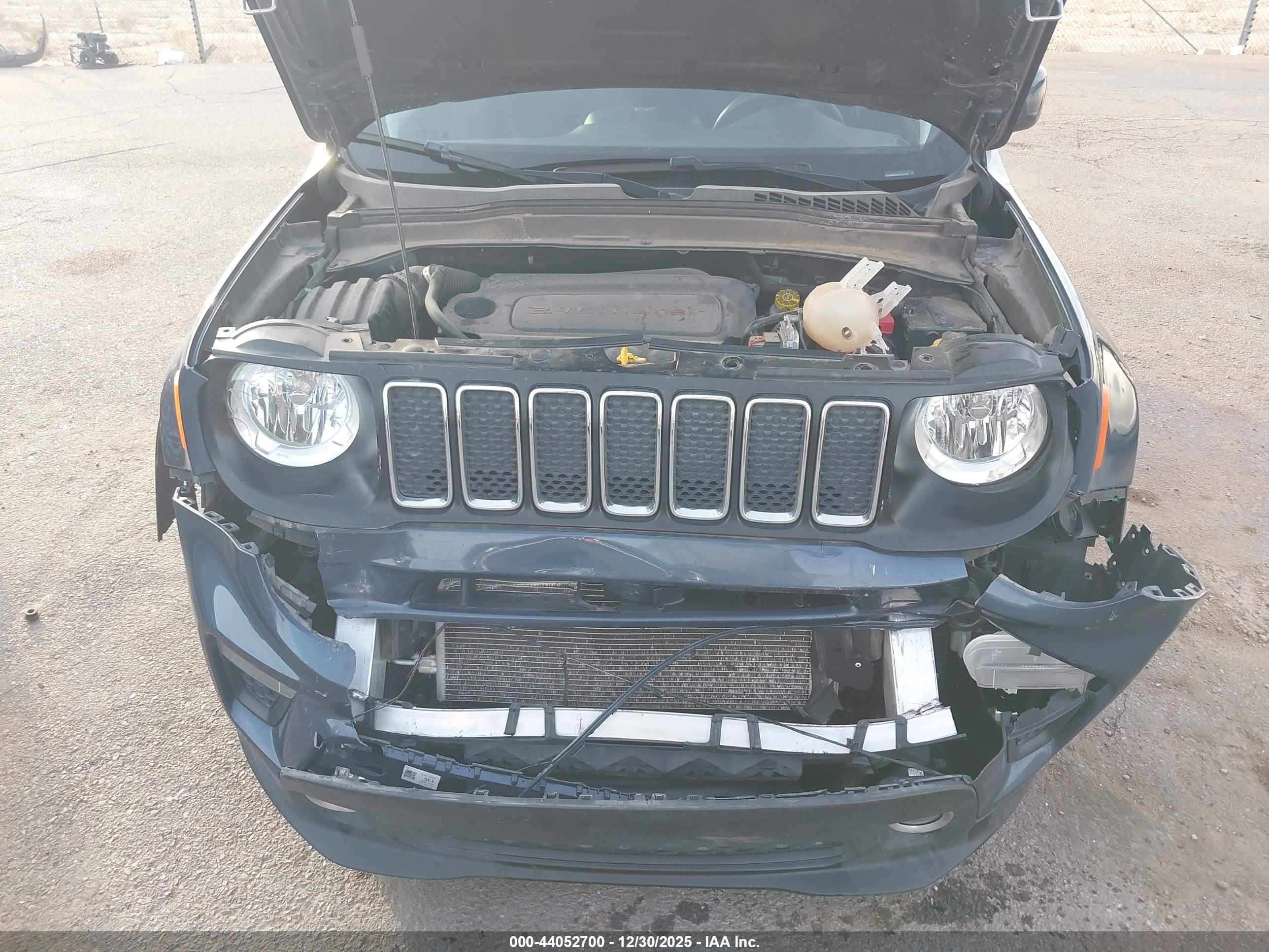 JEEP RENEGADE image 10