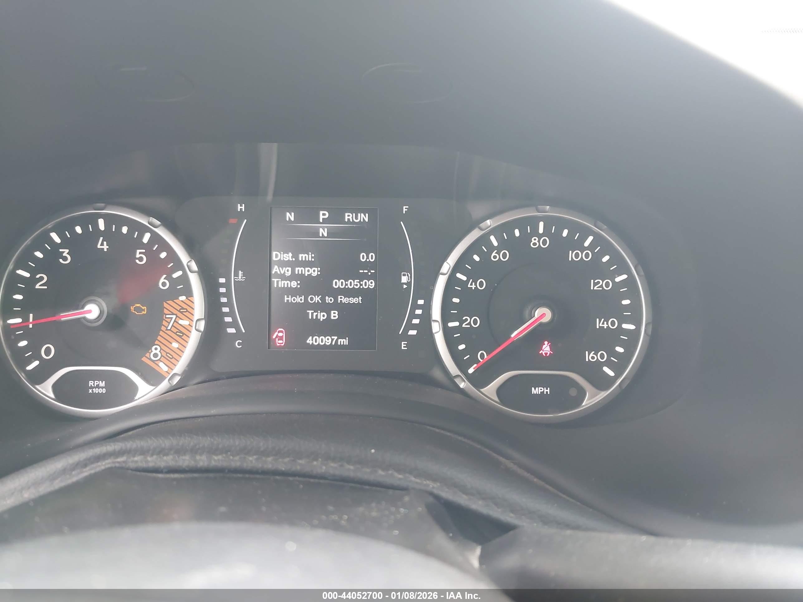 JEEP RENEGADE image 7