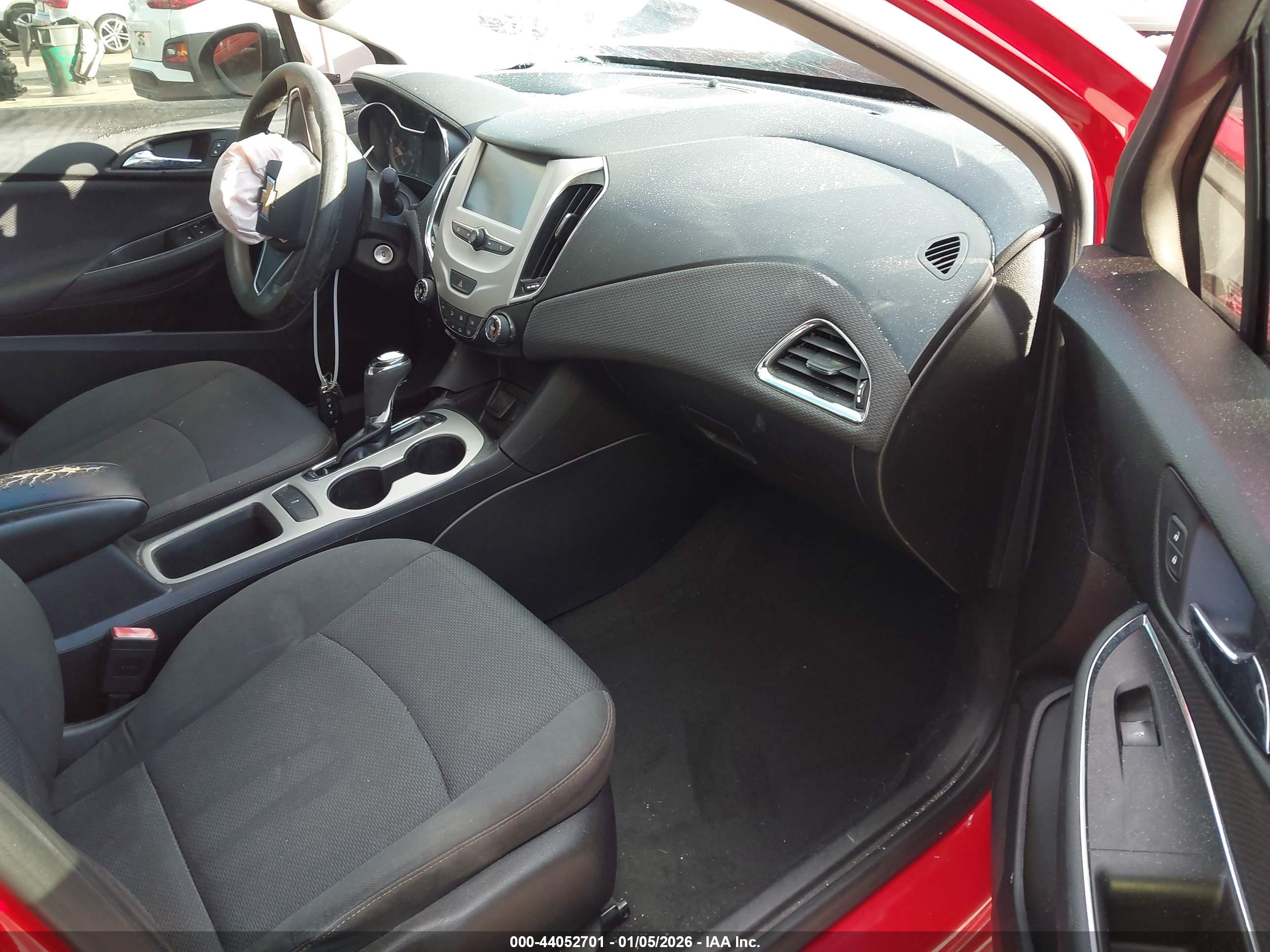CHEVROLET CRUZE image 5