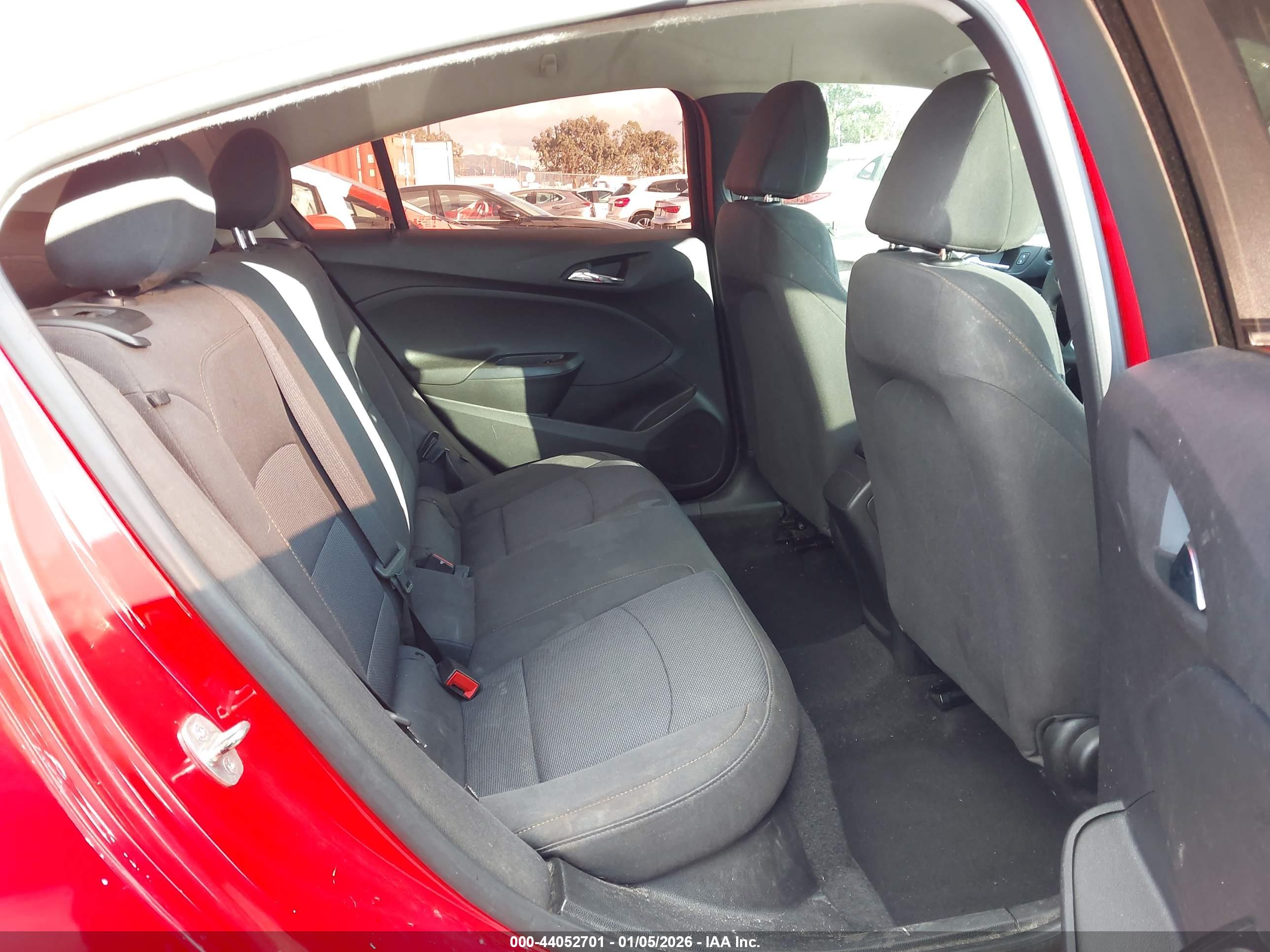 CHEVROLET CRUZE image 8