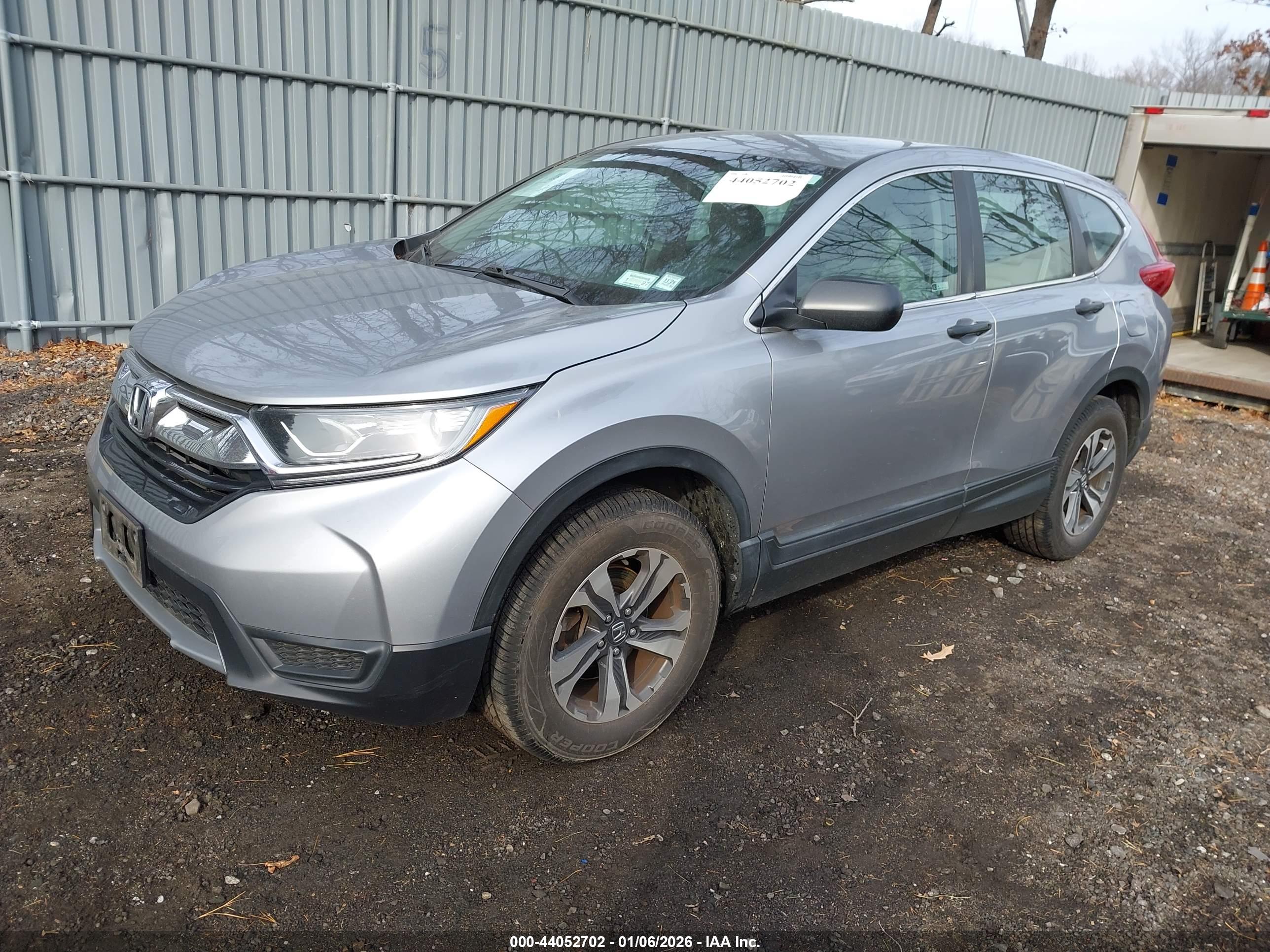 HONDA CR-V image 2