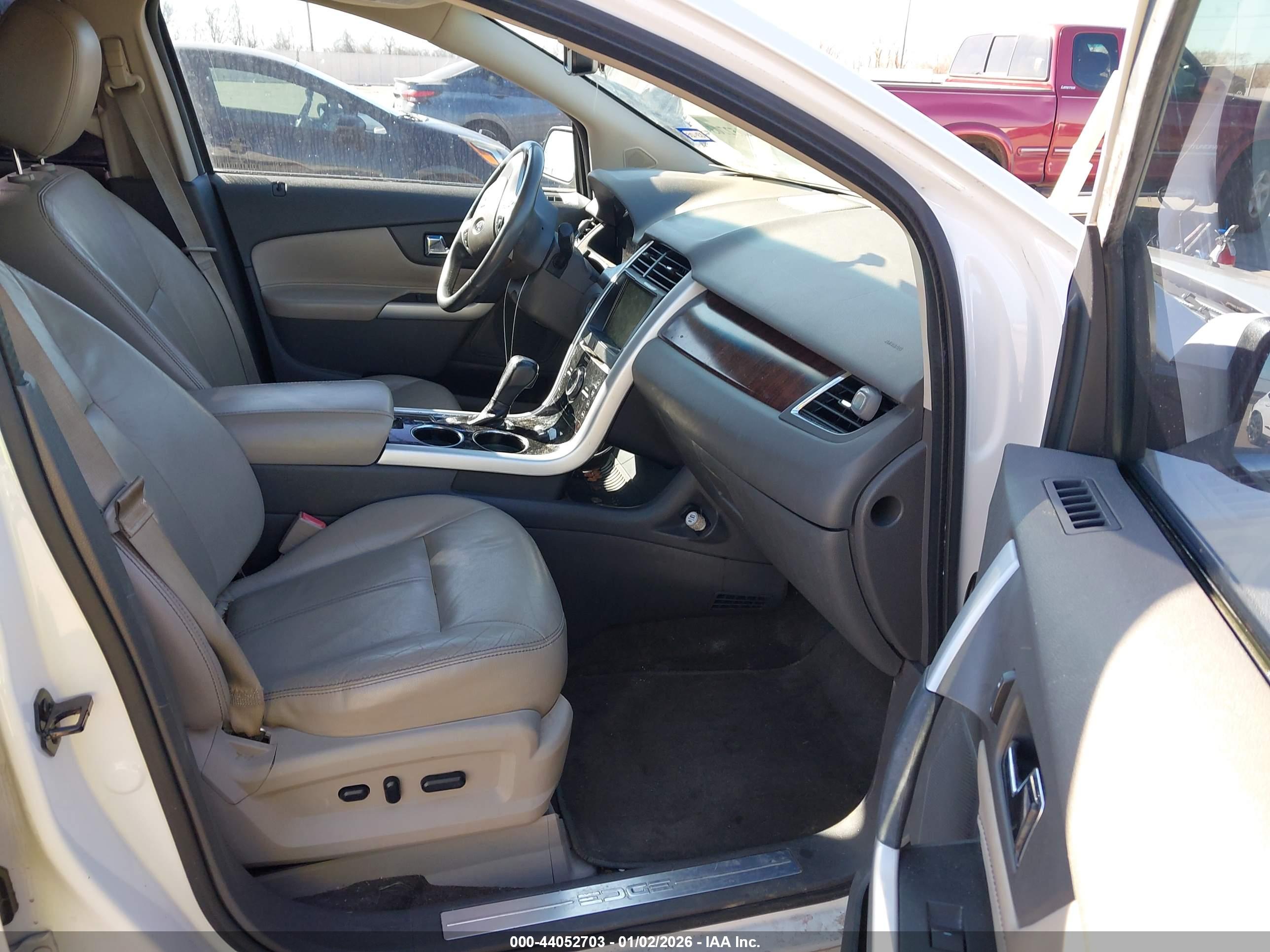 FORD EDGE image 5