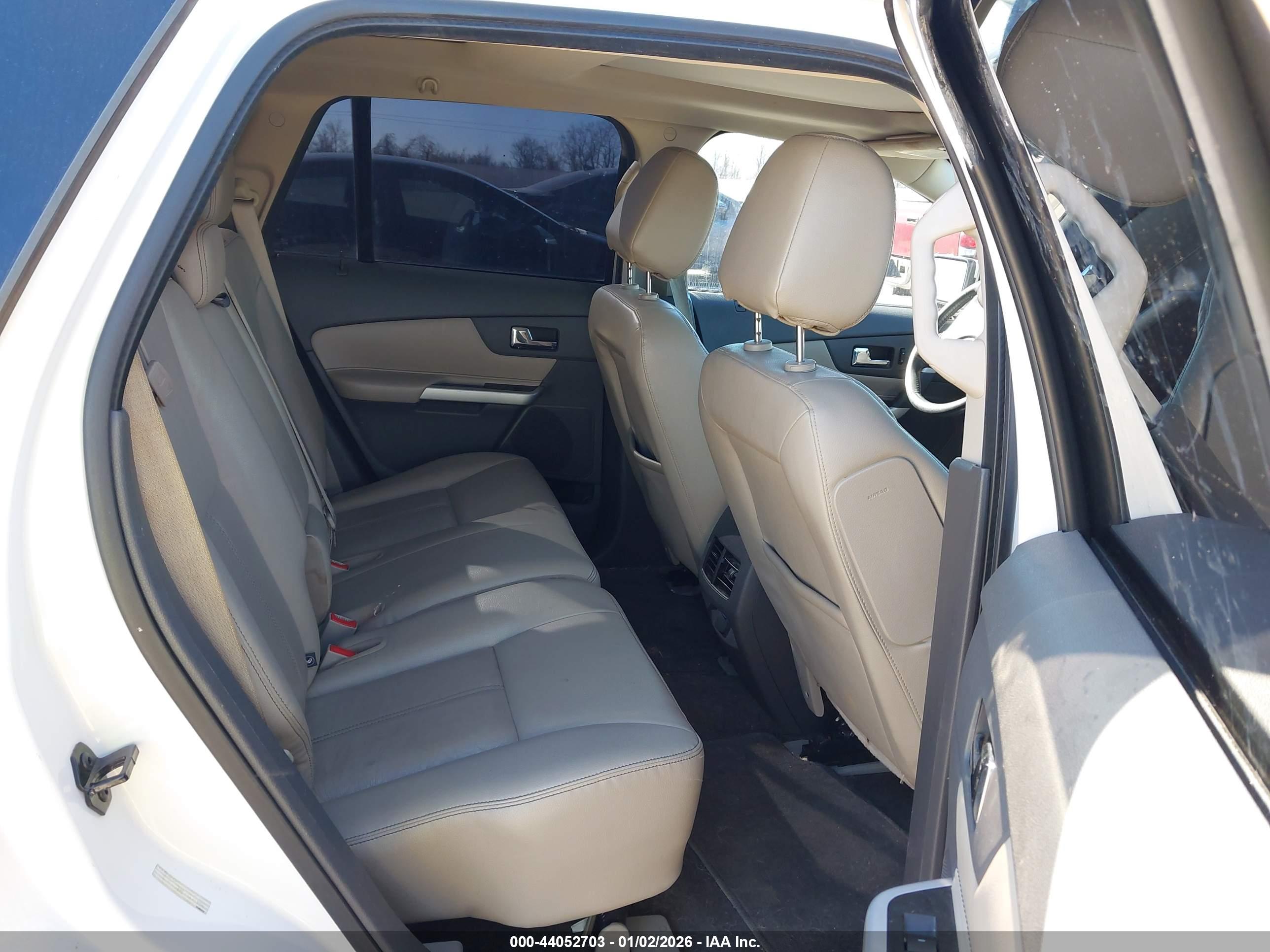FORD EDGE image 8
