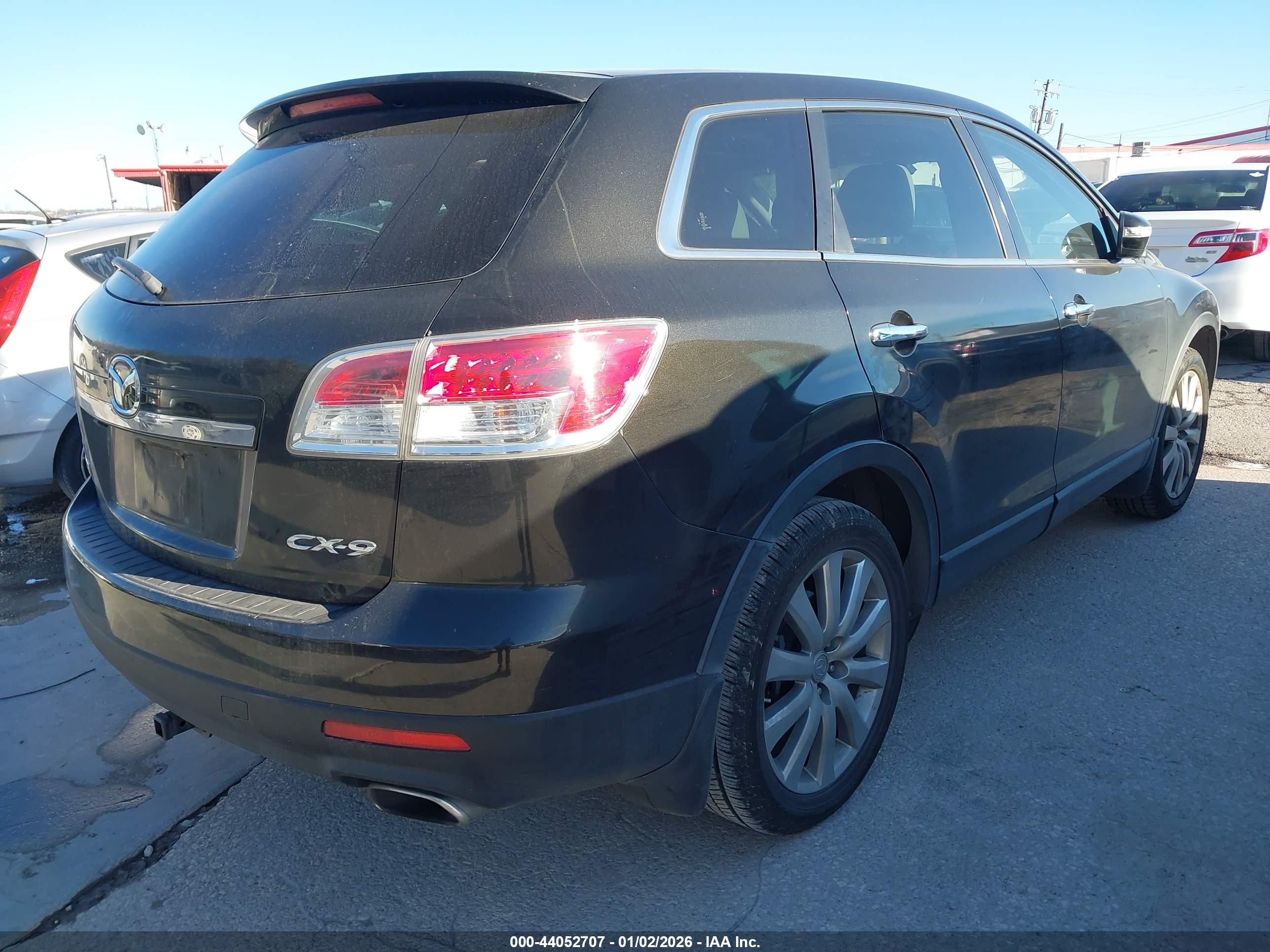 MAZDA CX-9 image 4