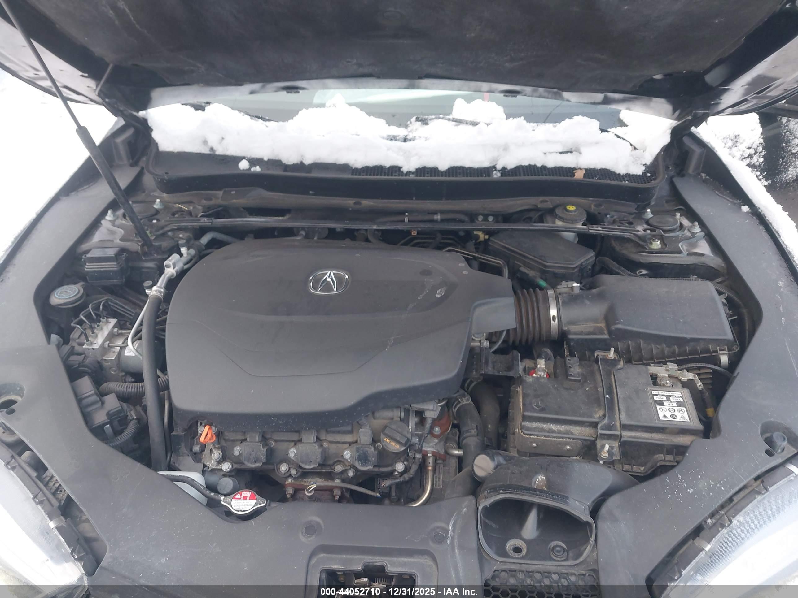 ACURA TLX image 10