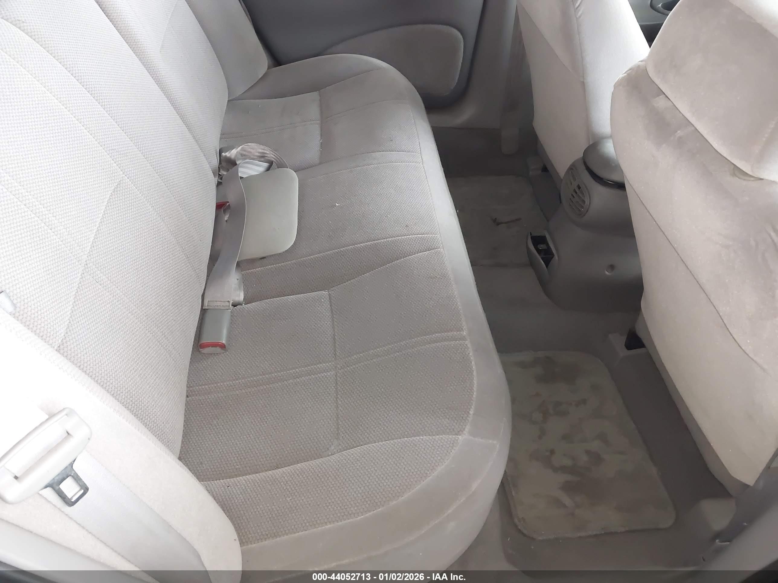 FORD TAURUS image 8