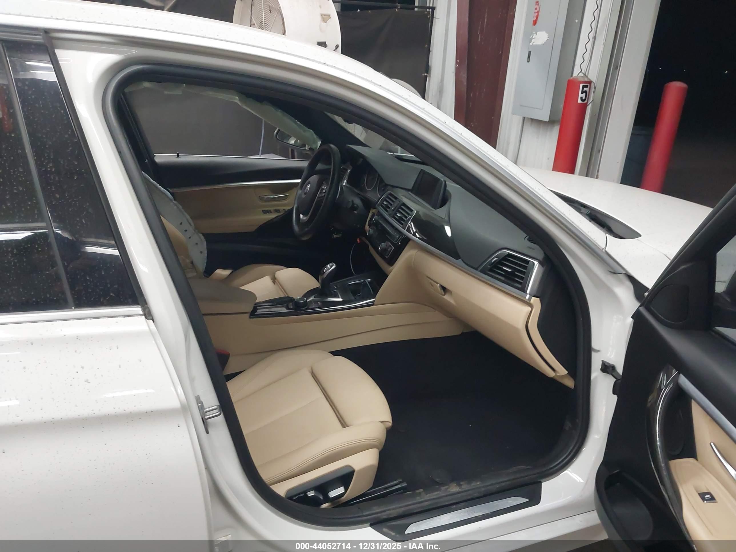 BMW 330I image 5