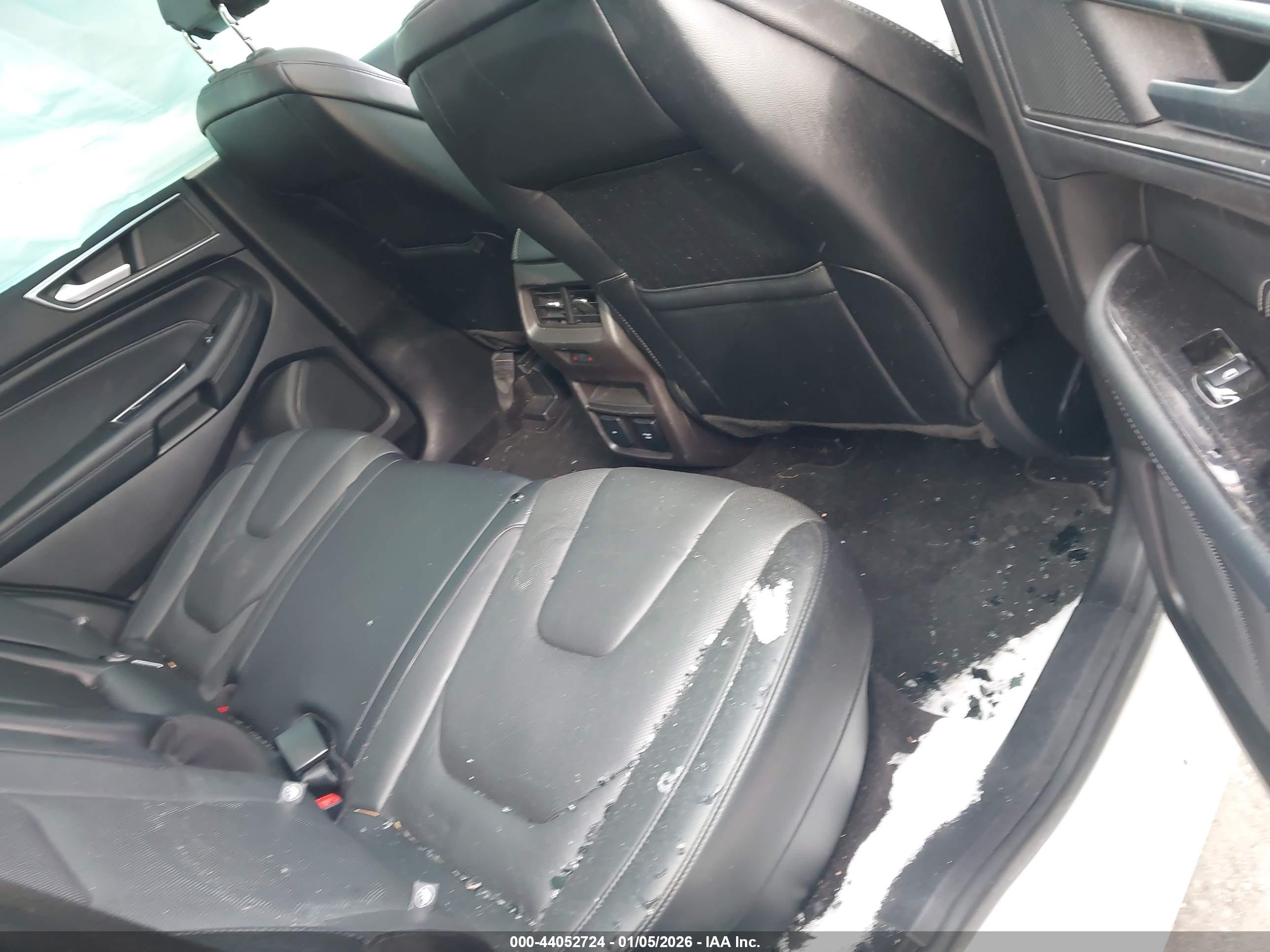 FORD EDGE image 8