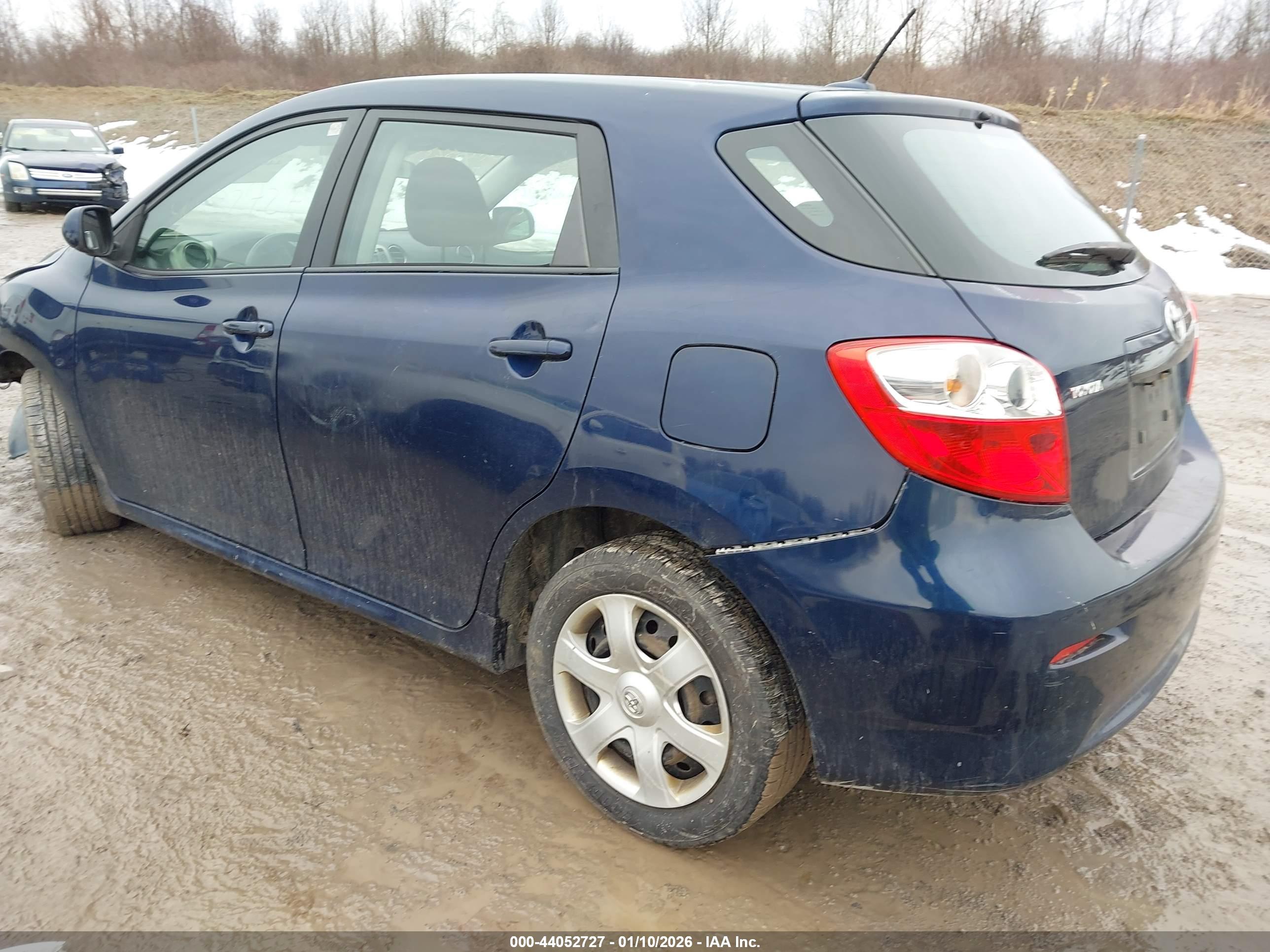 TOYOTA MATRIX image 3