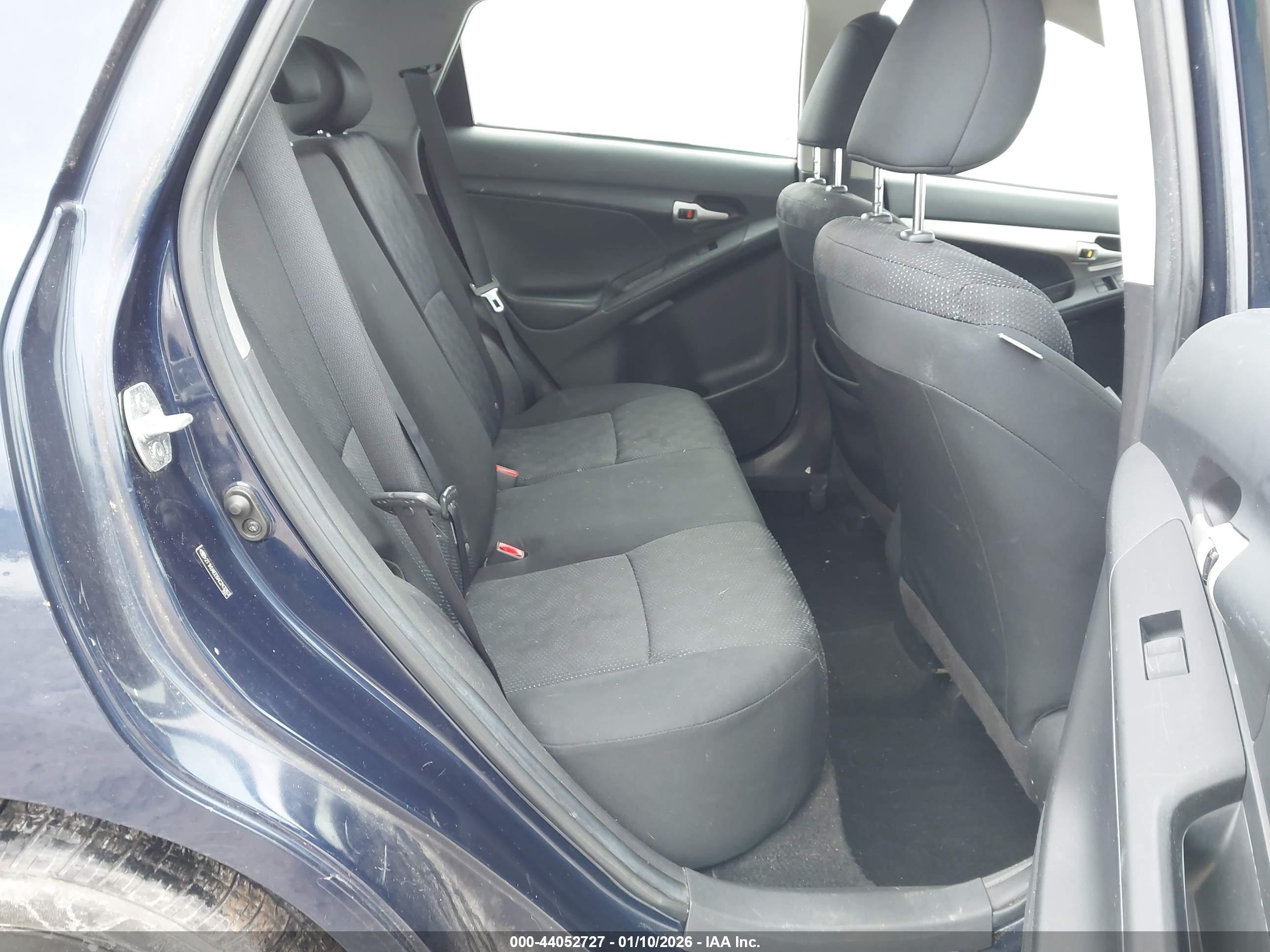 TOYOTA MATRIX image 8