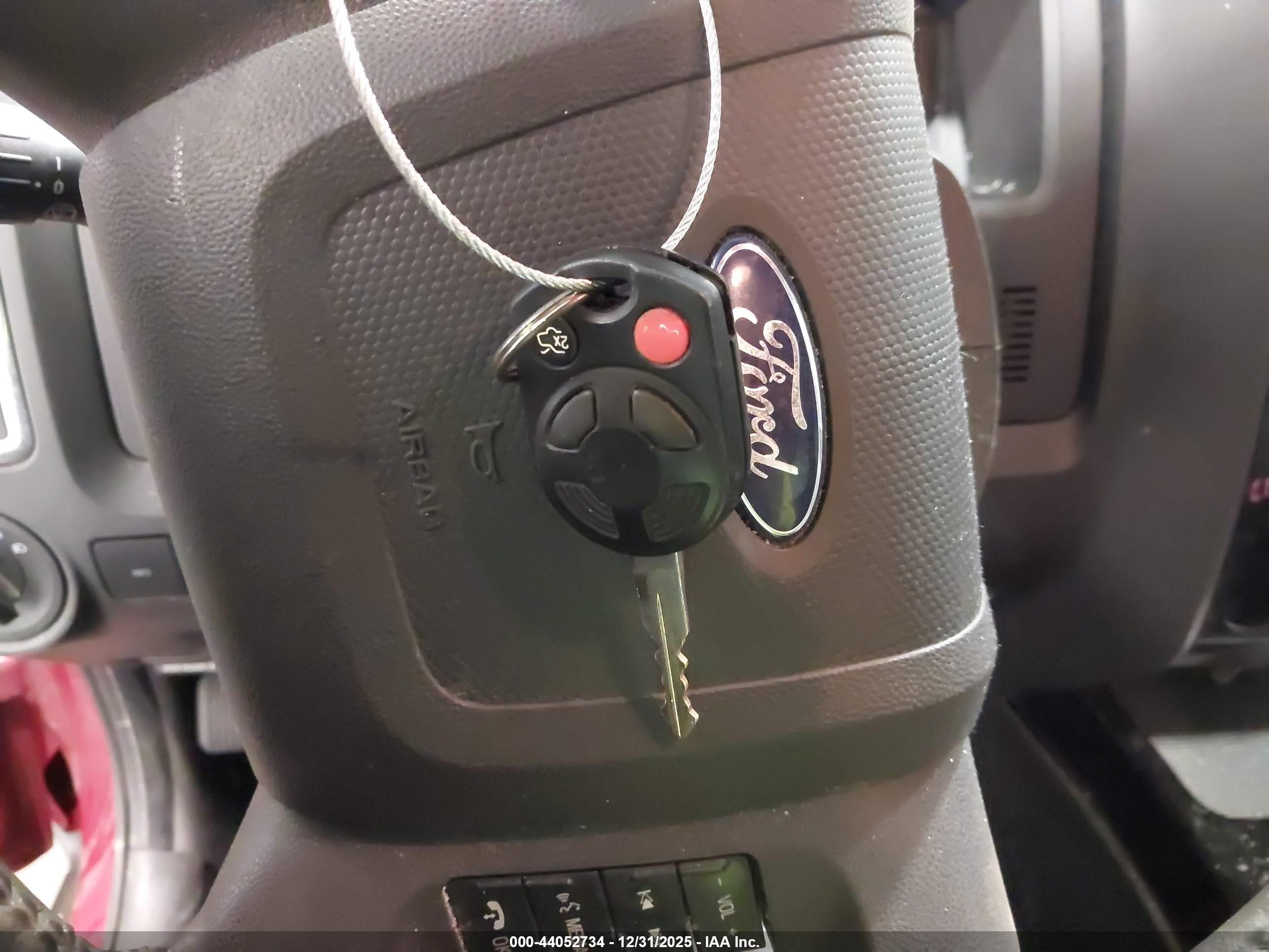 FORD ESCAPE image 11