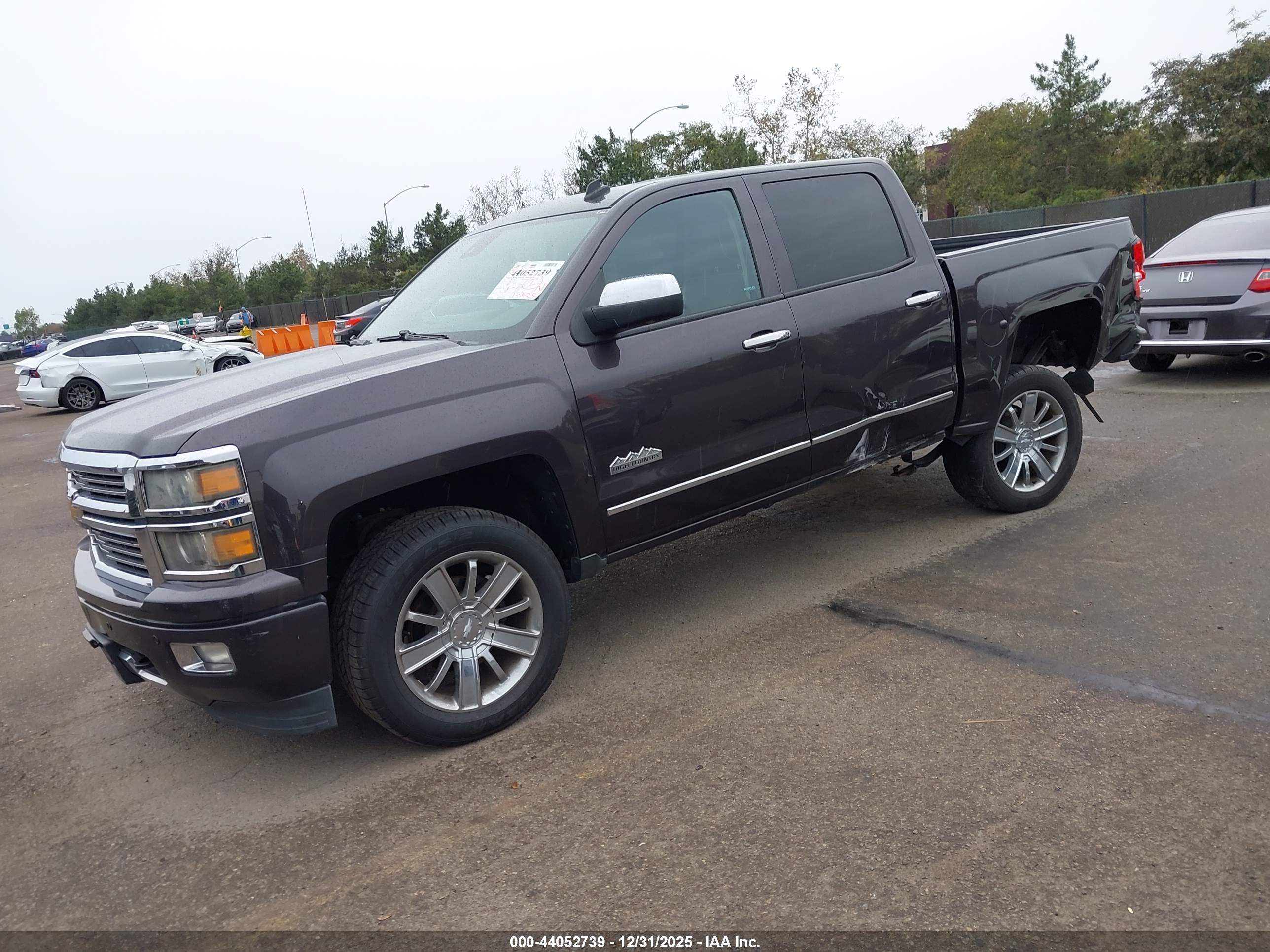CHEVROLET SILVERADO image 2