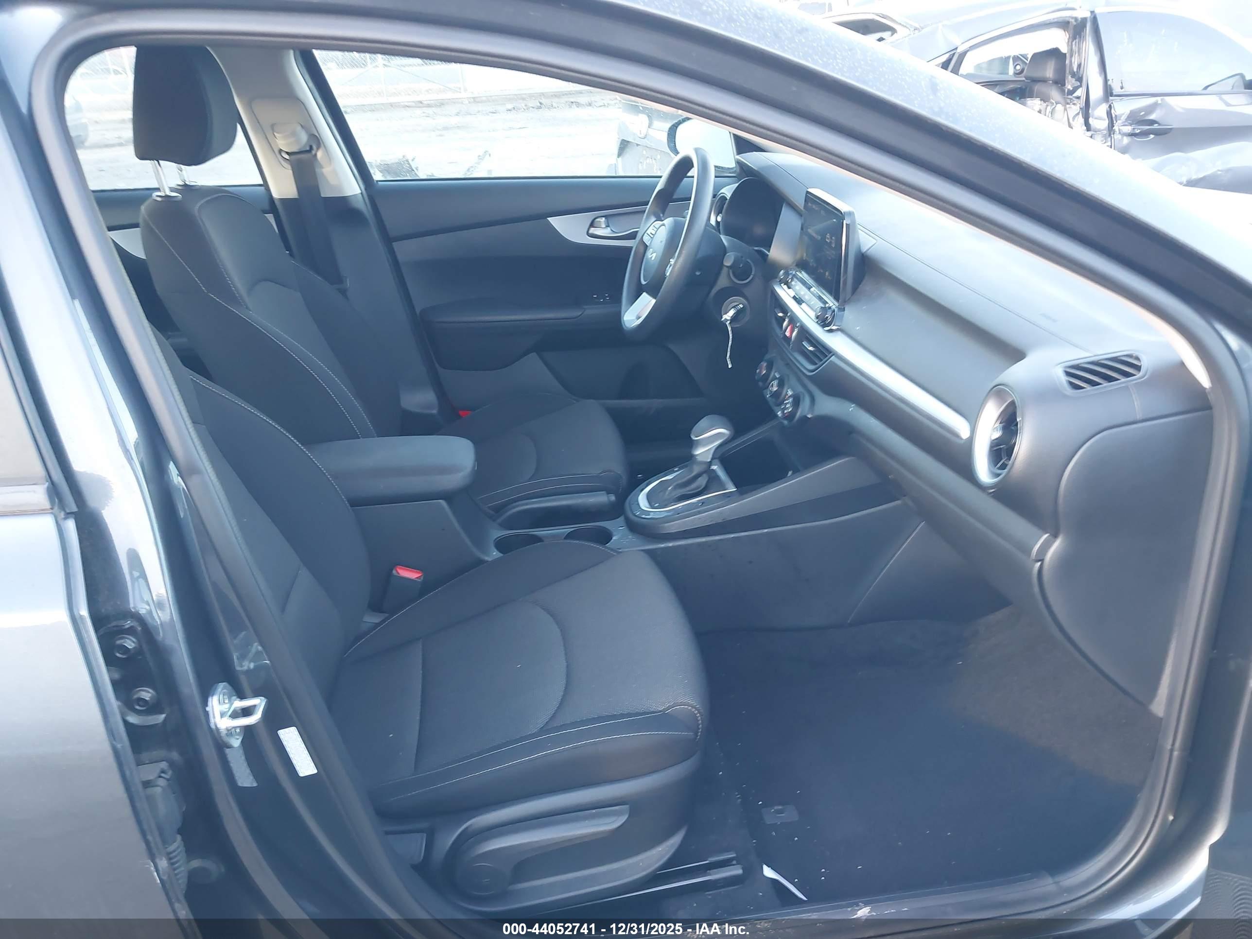 KIA FORTE image 5