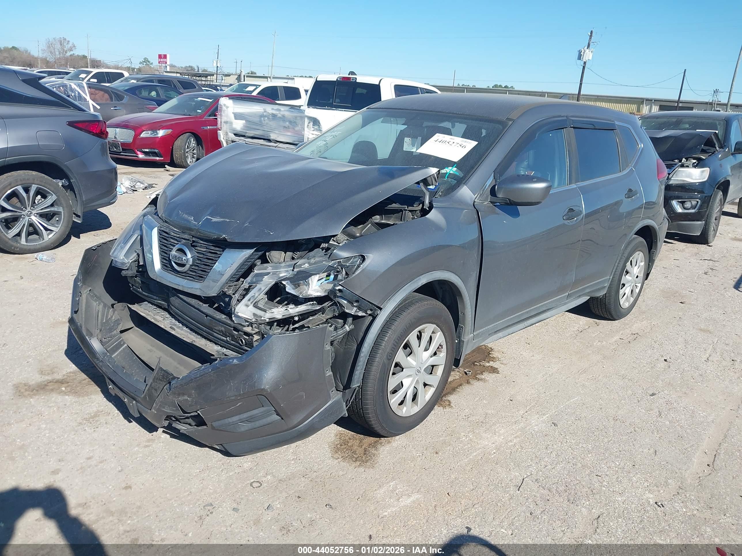 NISSAN ROGUE image 2