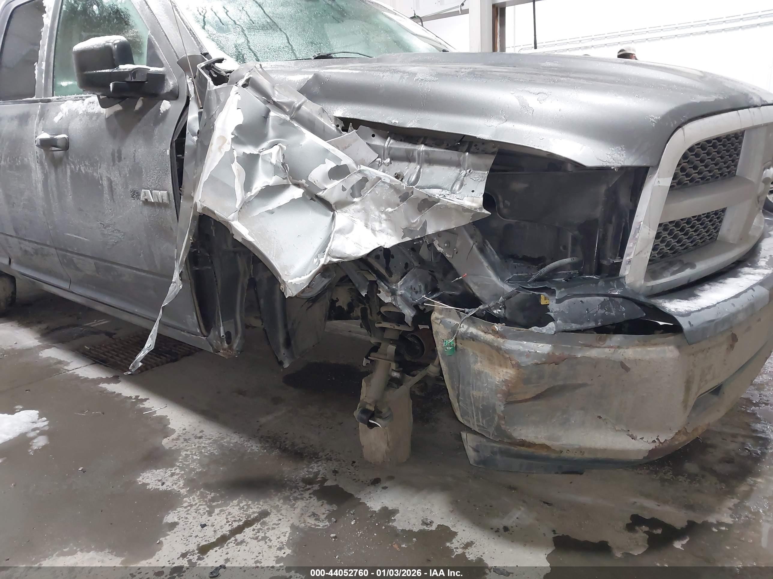 DODGE RAM image 6