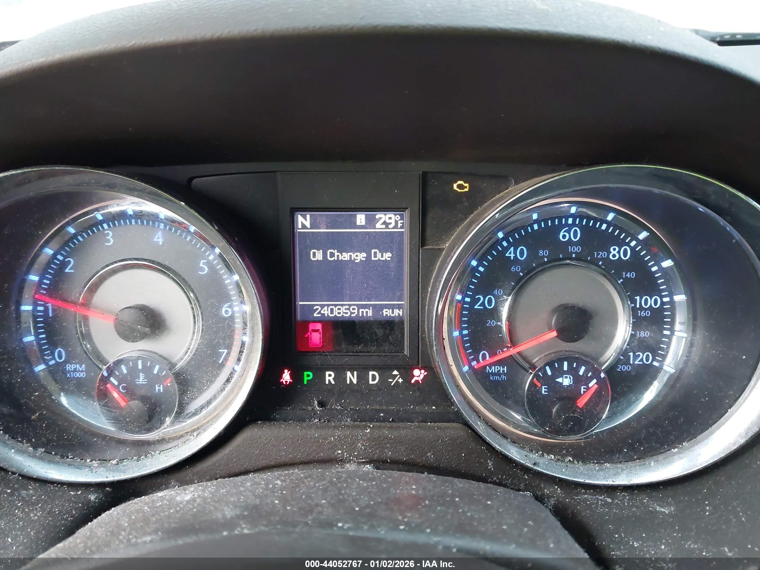 CHRYSLER TOWN image 7