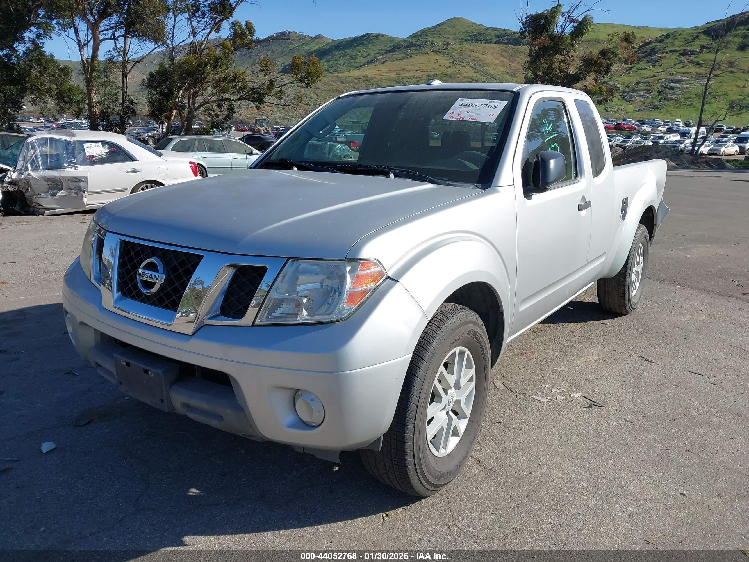NISSAN FRONTIER image 2